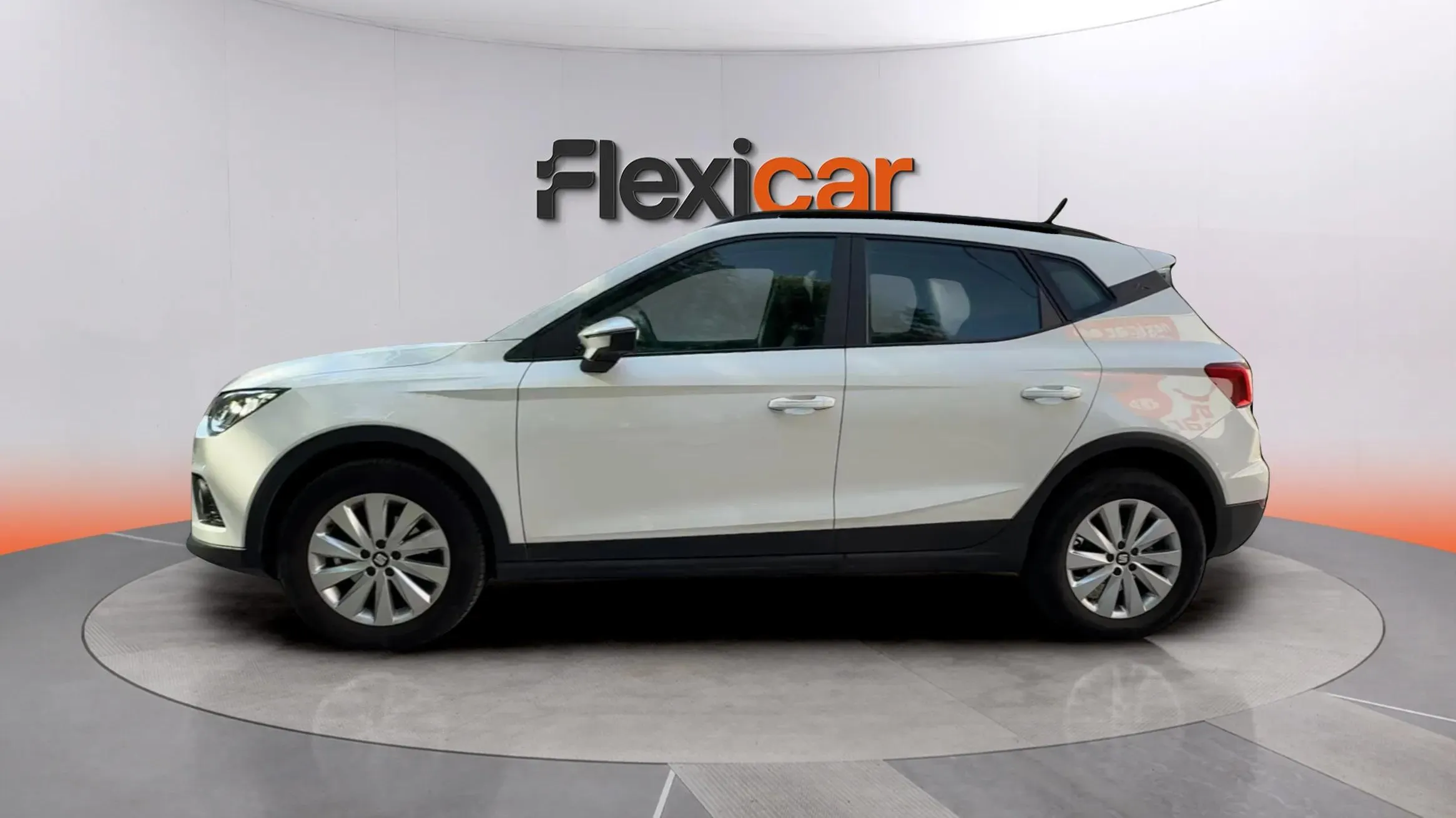SEAT Arona 1.0 TSI Style - foto 4