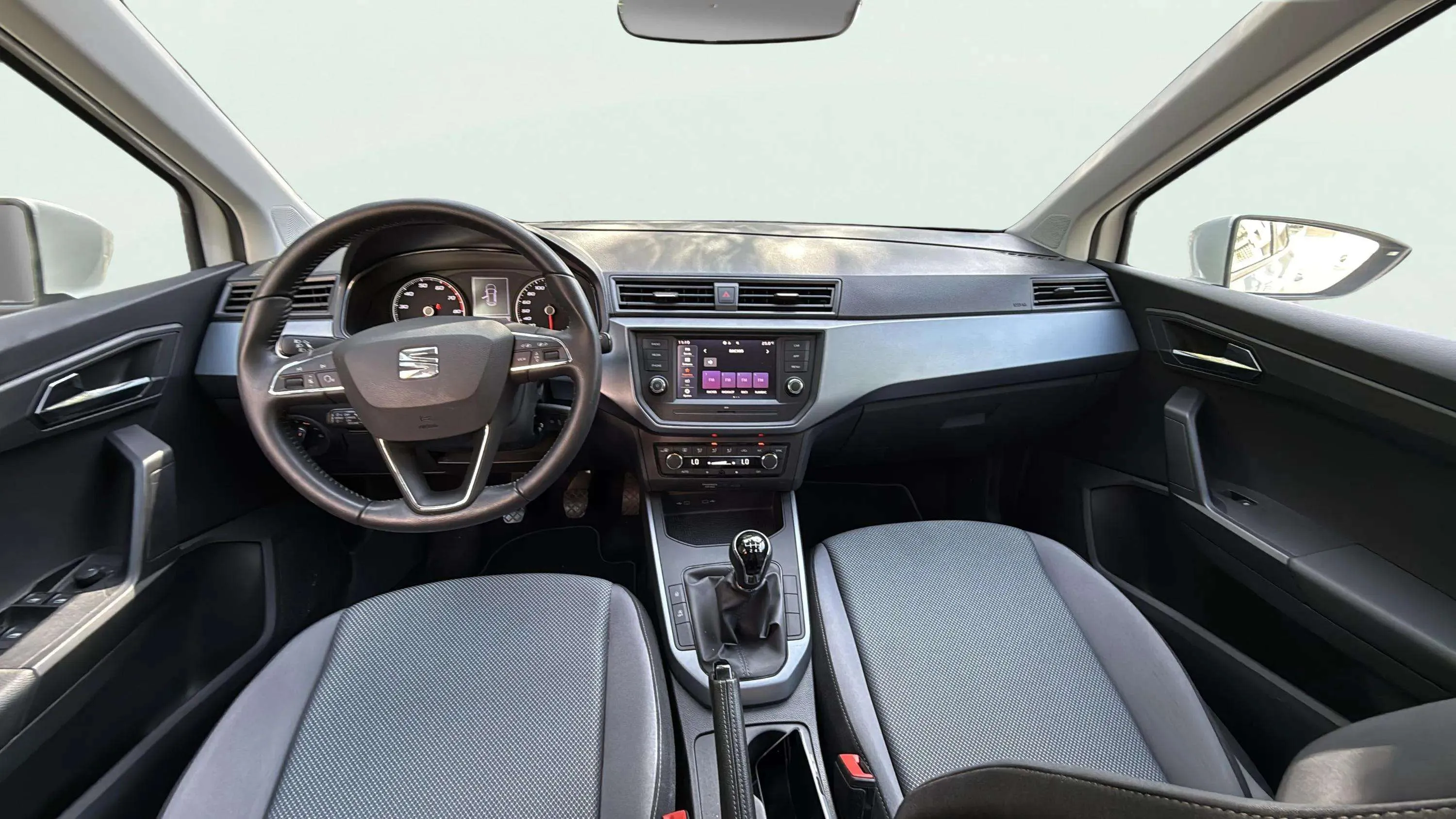 SEAT Arona 1.0 TSI Style - foto 11