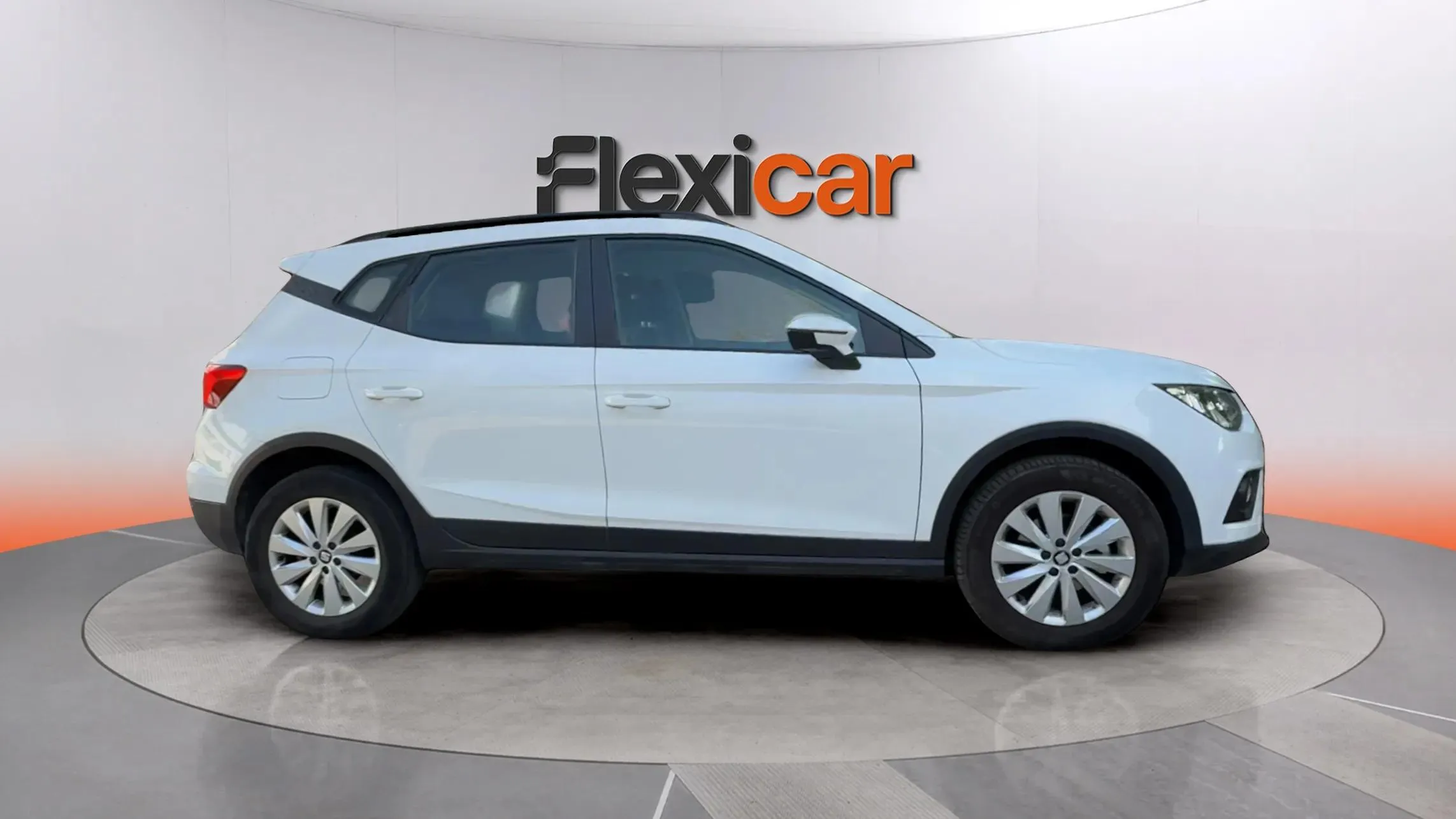 SEAT Arona 1.0 TSI Style - foto 6