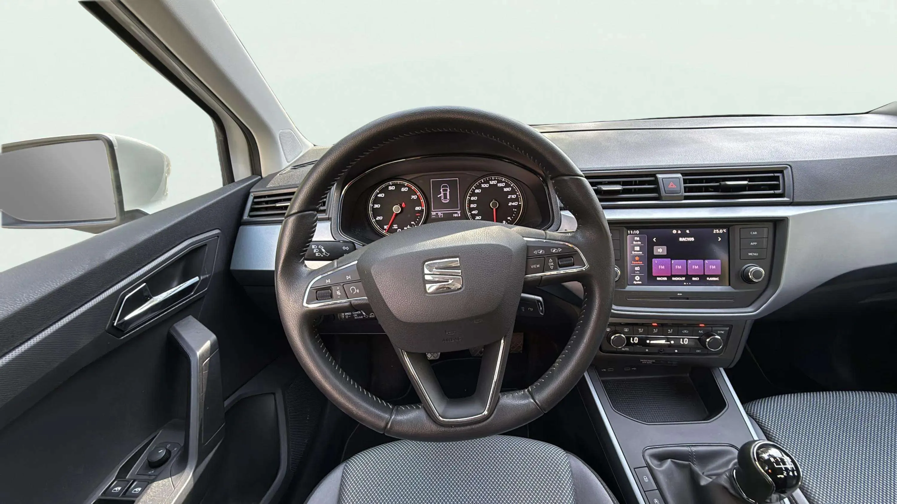 SEAT Arona 1.0 TSI Style - foto 13