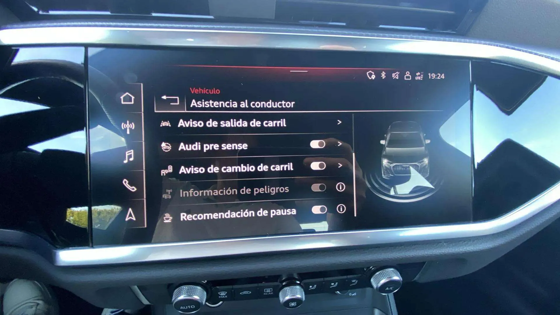 Audi Q3 S line 35 TDI S tronic - foto 22