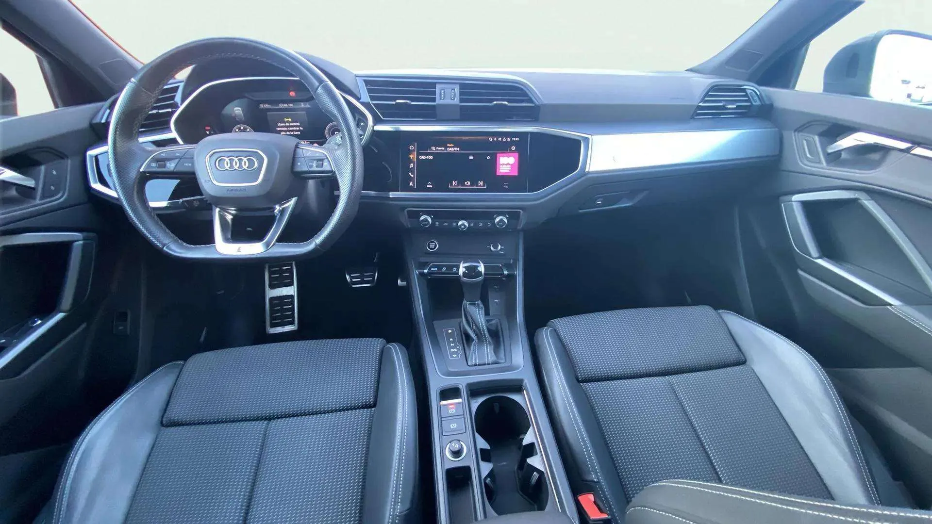 Audi Q3 S line 35 TDI S tronic - foto 11