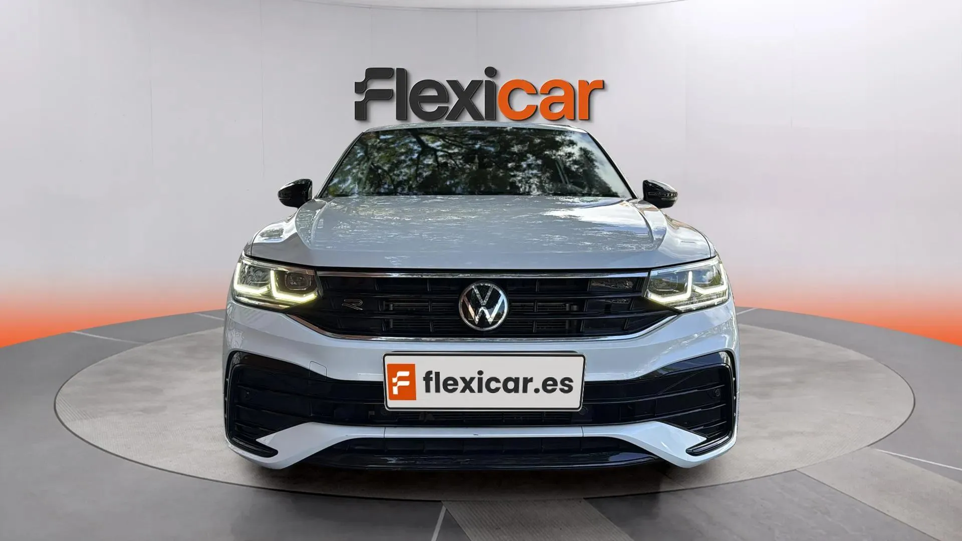 Volkswagen Tiguan R-Line 2.0 TSI (245) DSG 4Motion - foto 12