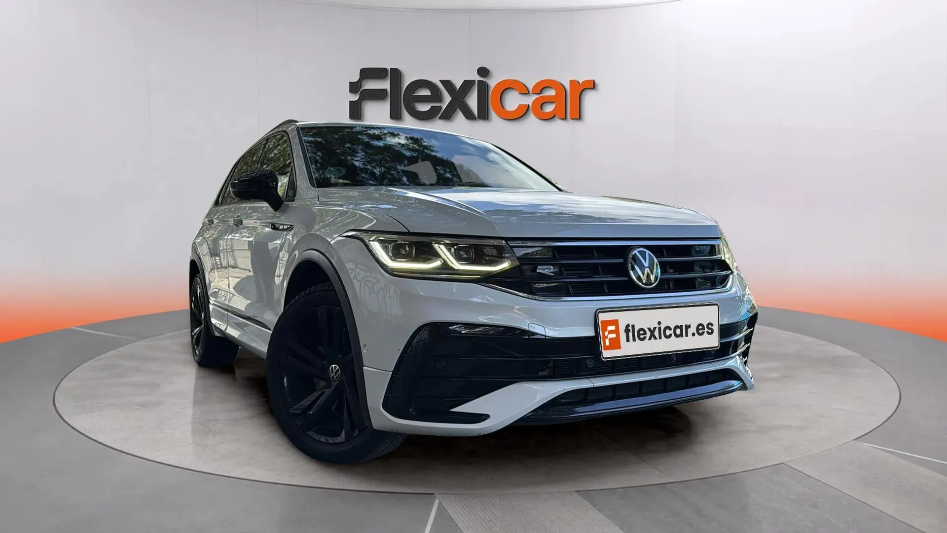 Volkswagen Tiguan R-Line 2.0 TSI (245) DSG 4Motion