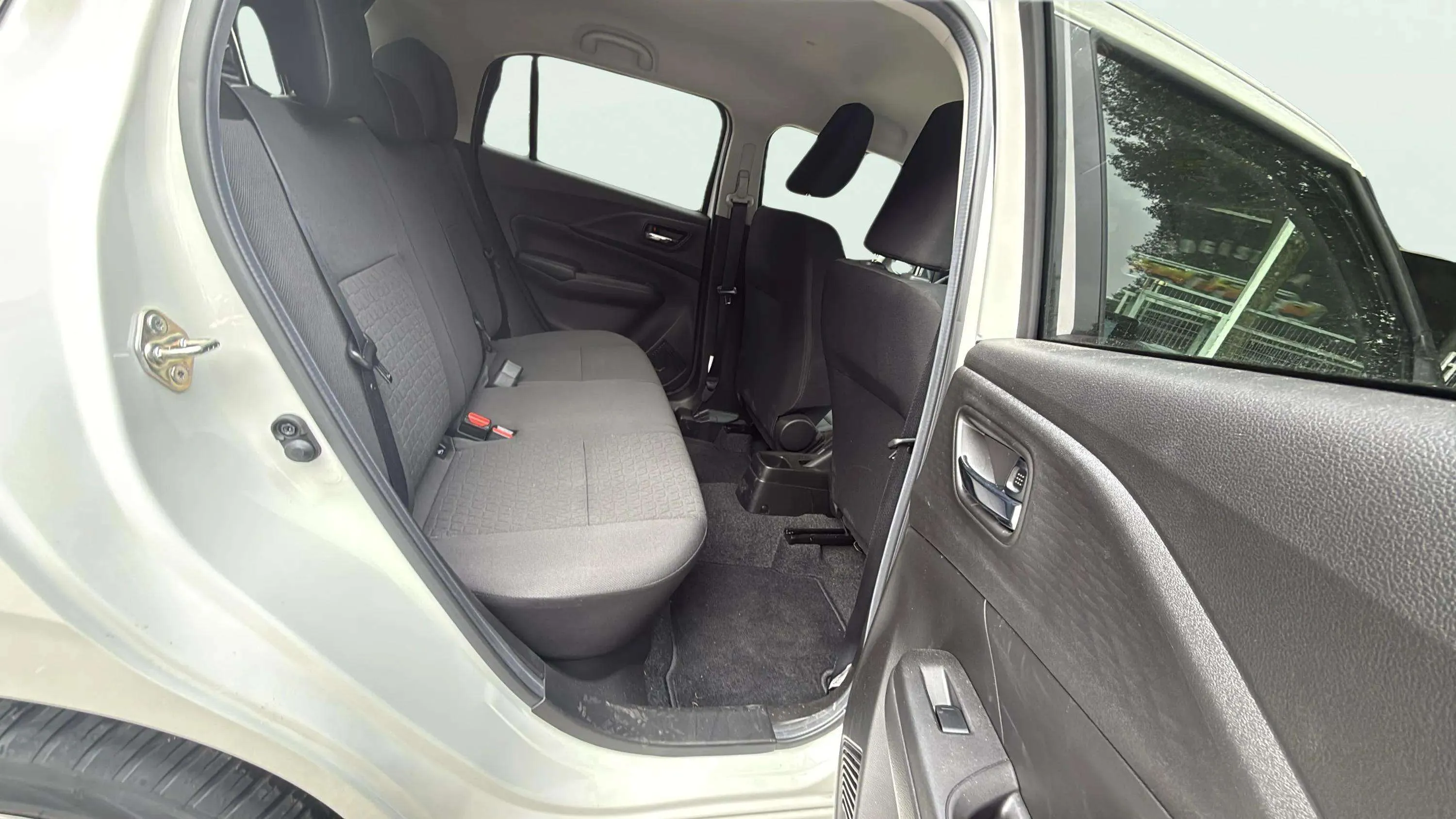 Suzuki Swift 1.2 S2 Mild Hybrid CVT - foto 13