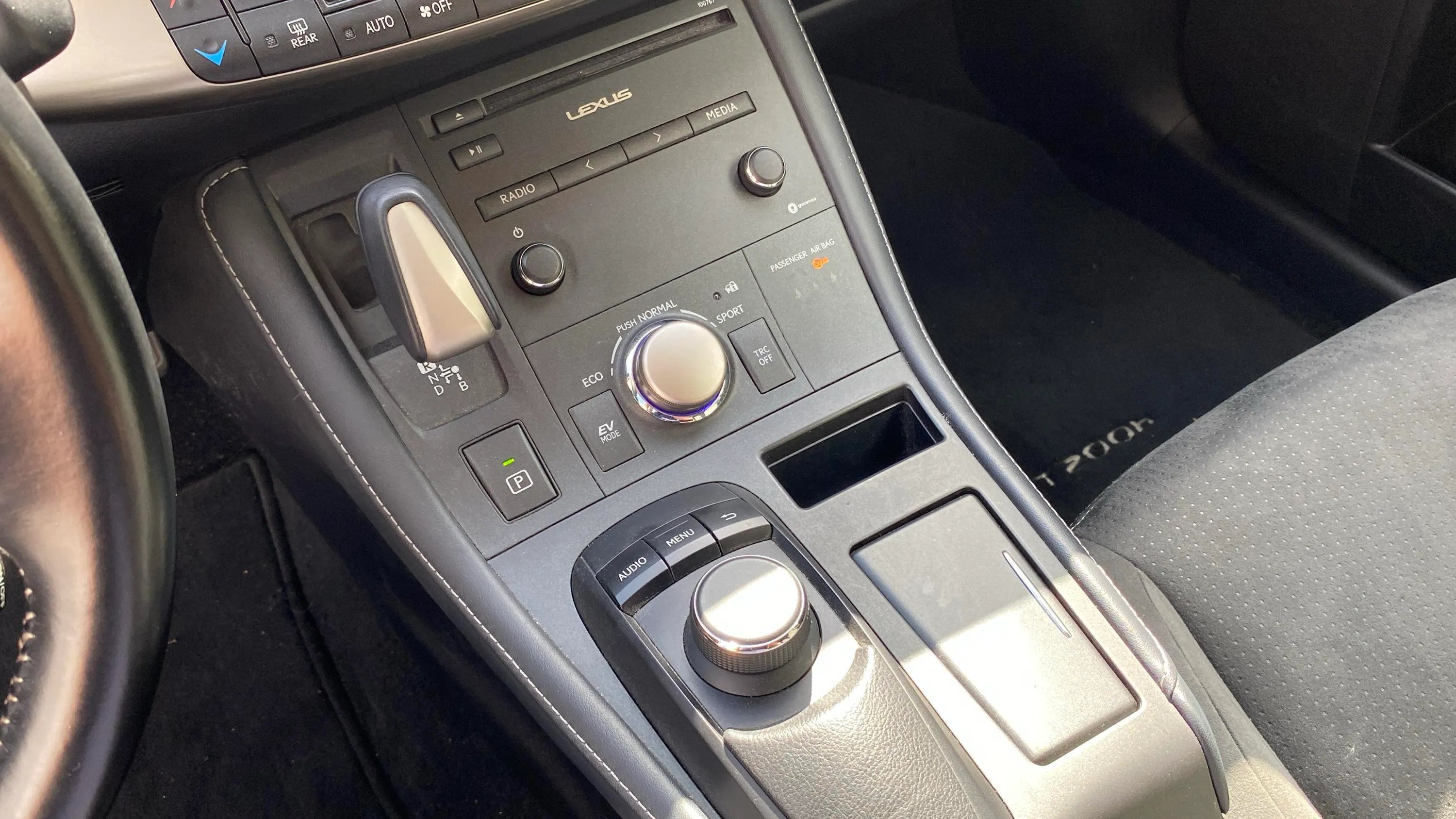 Lexus CT 1.8 200h Executive - foto 16