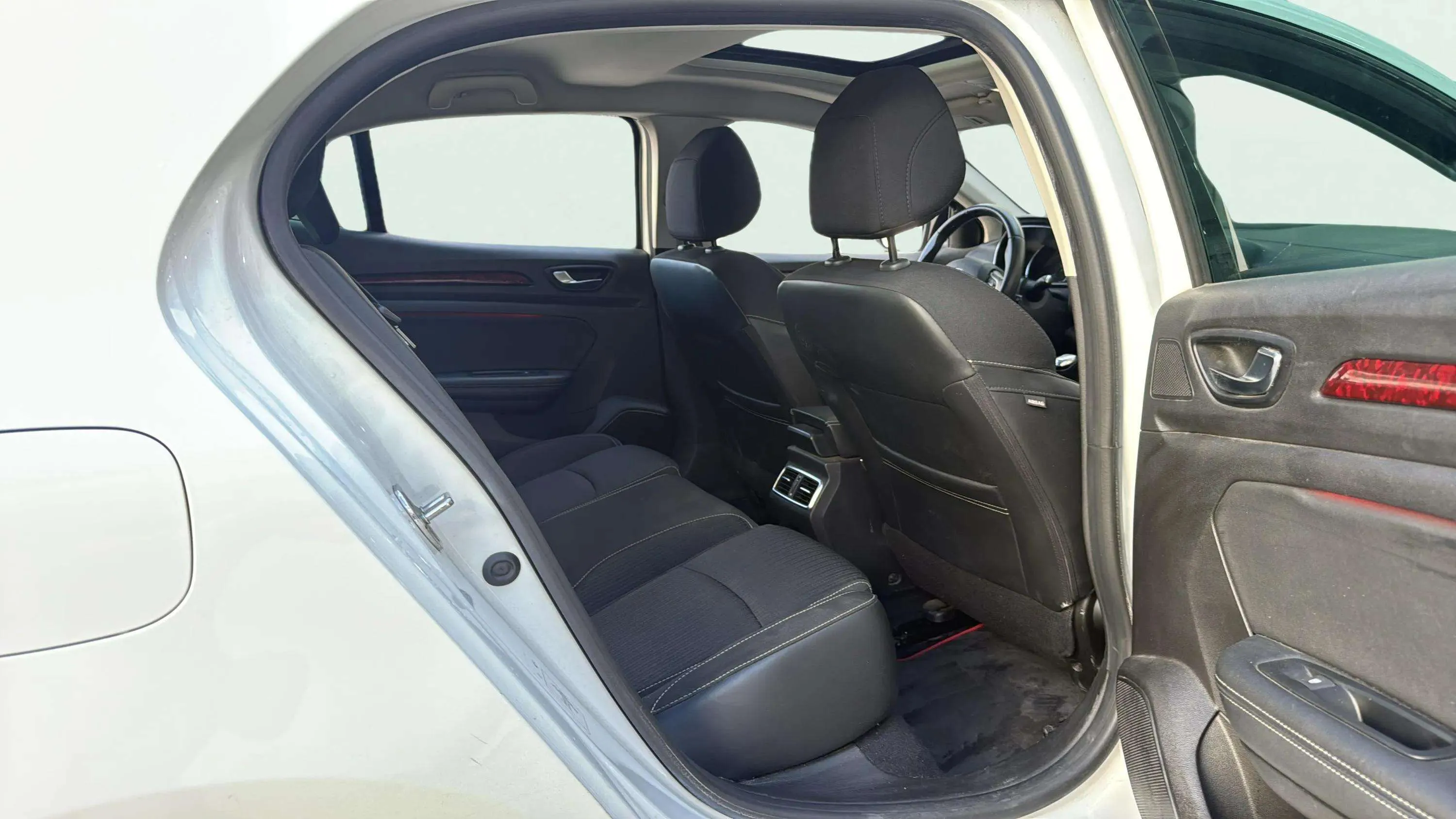 Renault Mégane Business TCe GPF -SS - foto 14