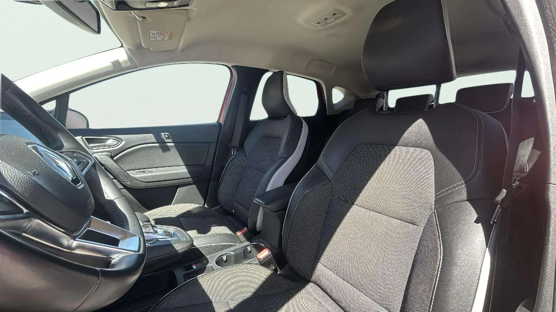 Renault Captur Intens E-Tech híbrido enchufable - foto 12