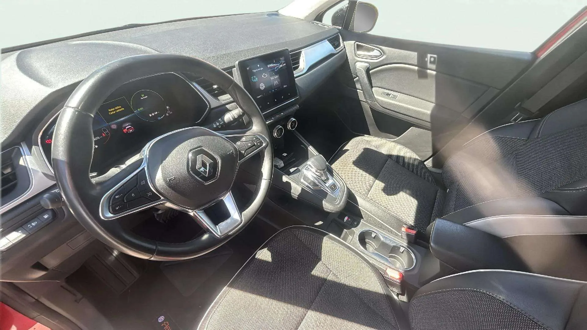 Renault Captur Intens E-Tech híbrido enchufable - foto 8