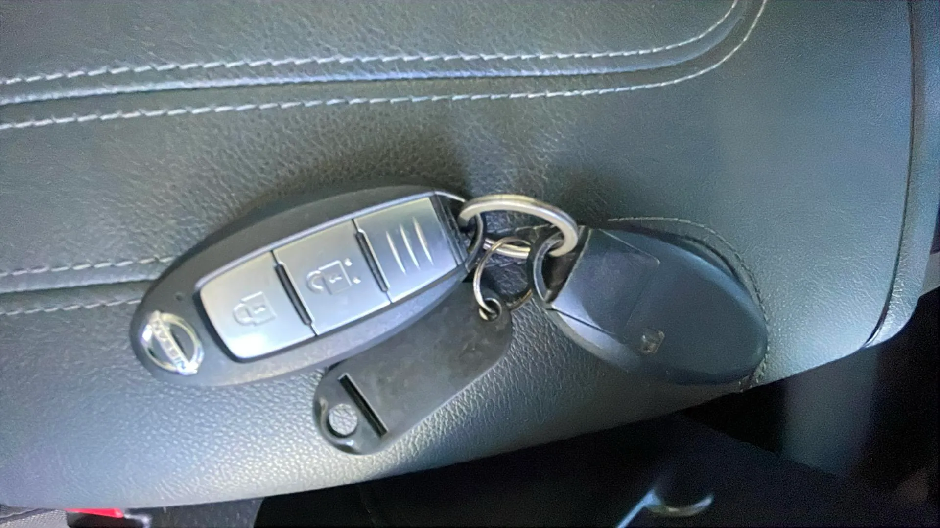 Nissan Qashqai DIG-T E6D N-Connecta - foto 26