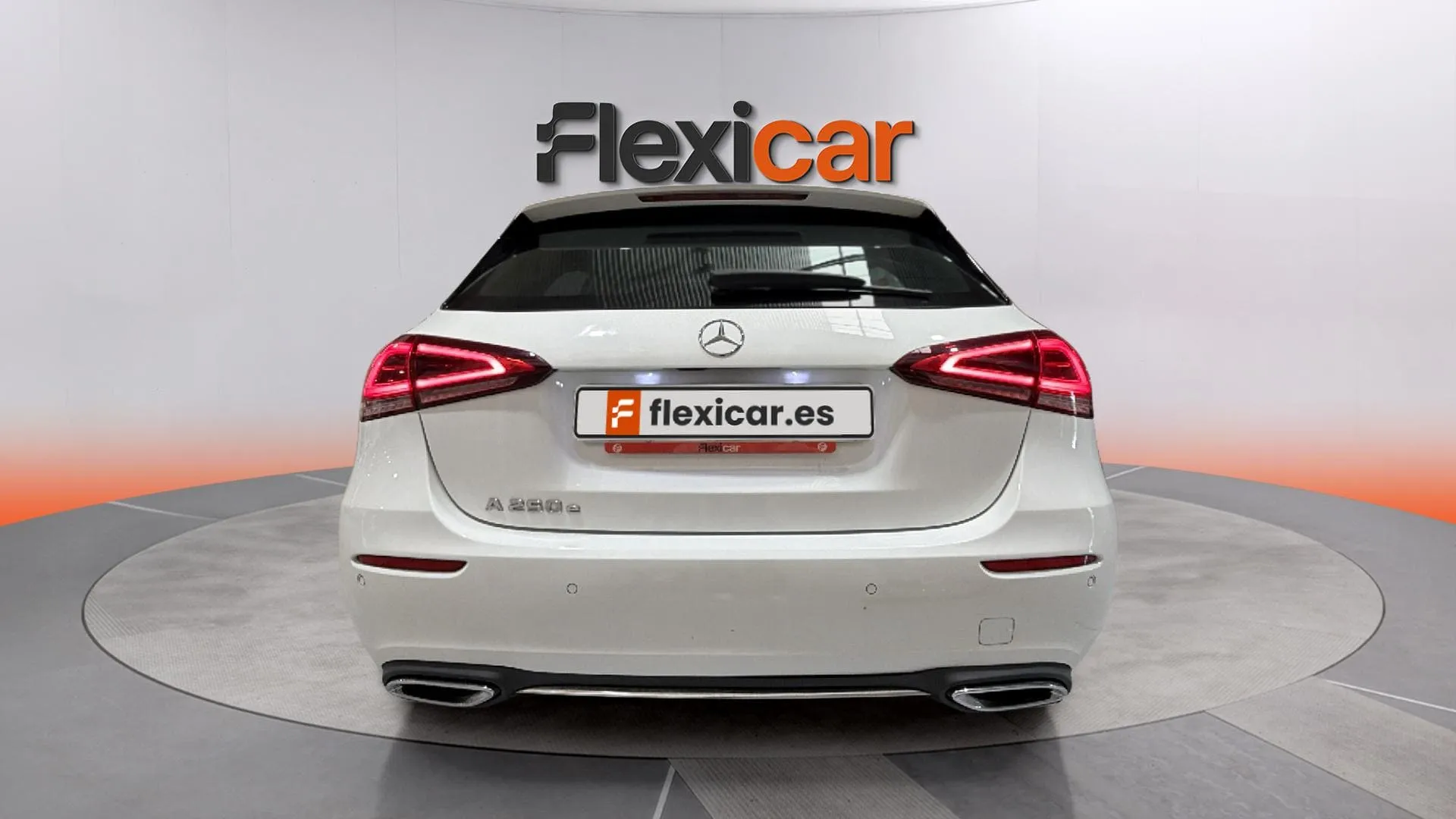 Mercedes-Benz Clase A A 250 e - foto 6