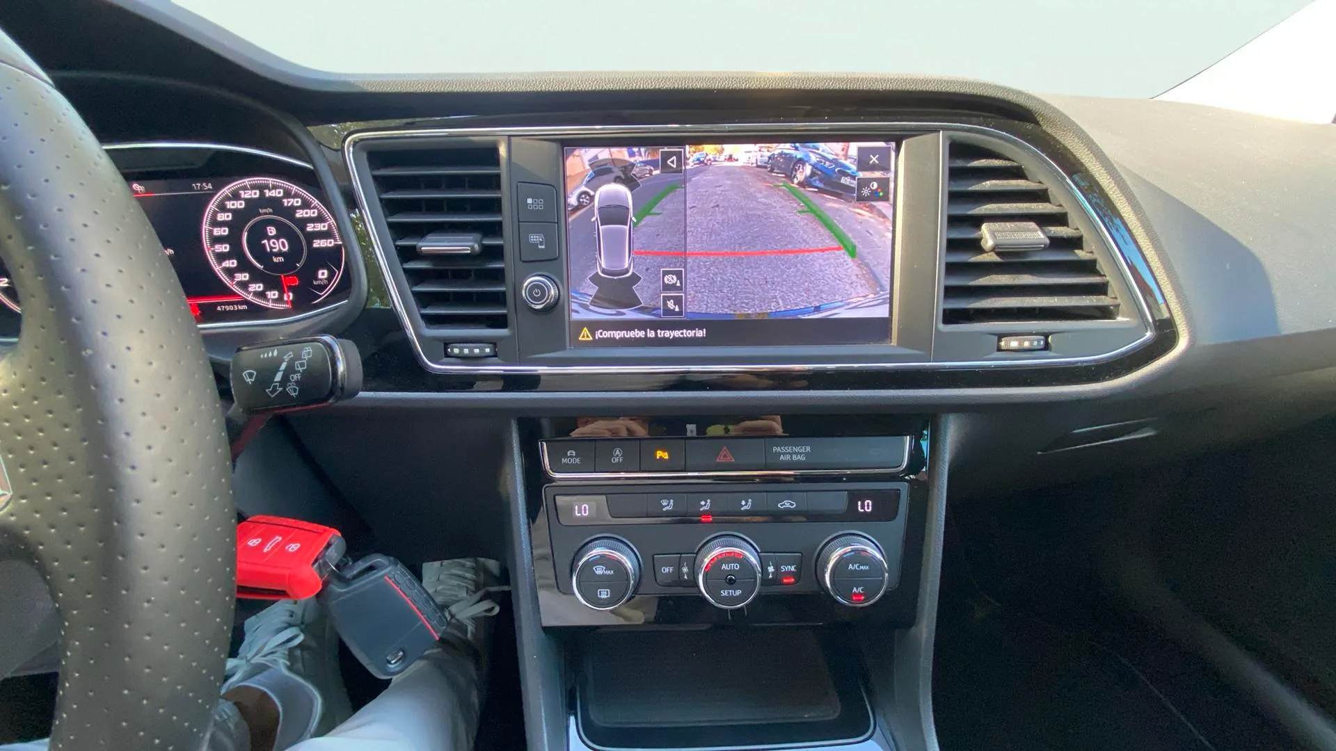 SEAT León 1.5 TSI DSG-7 FR - foto 9