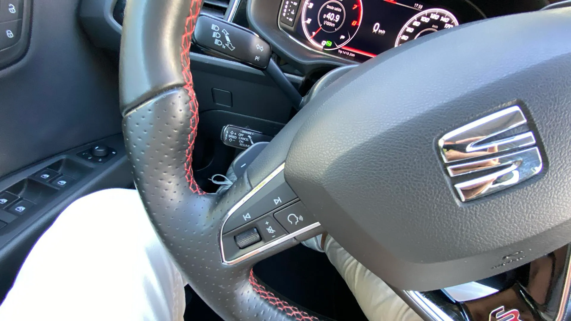 SEAT León 1.5 TSI DSG-7 FR - foto 21