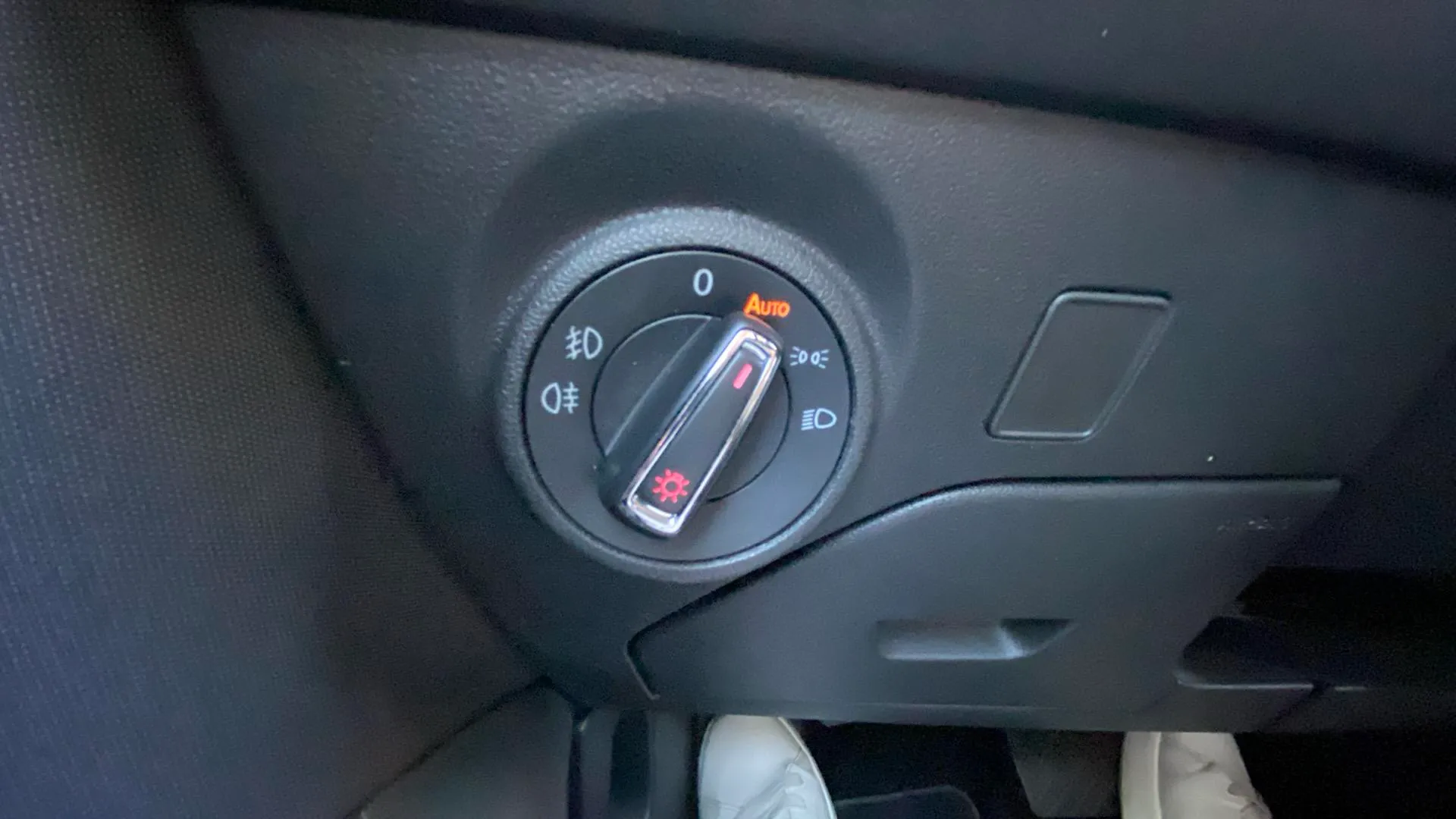 SEAT León 1.5 TSI DSG-7 FR - foto 19