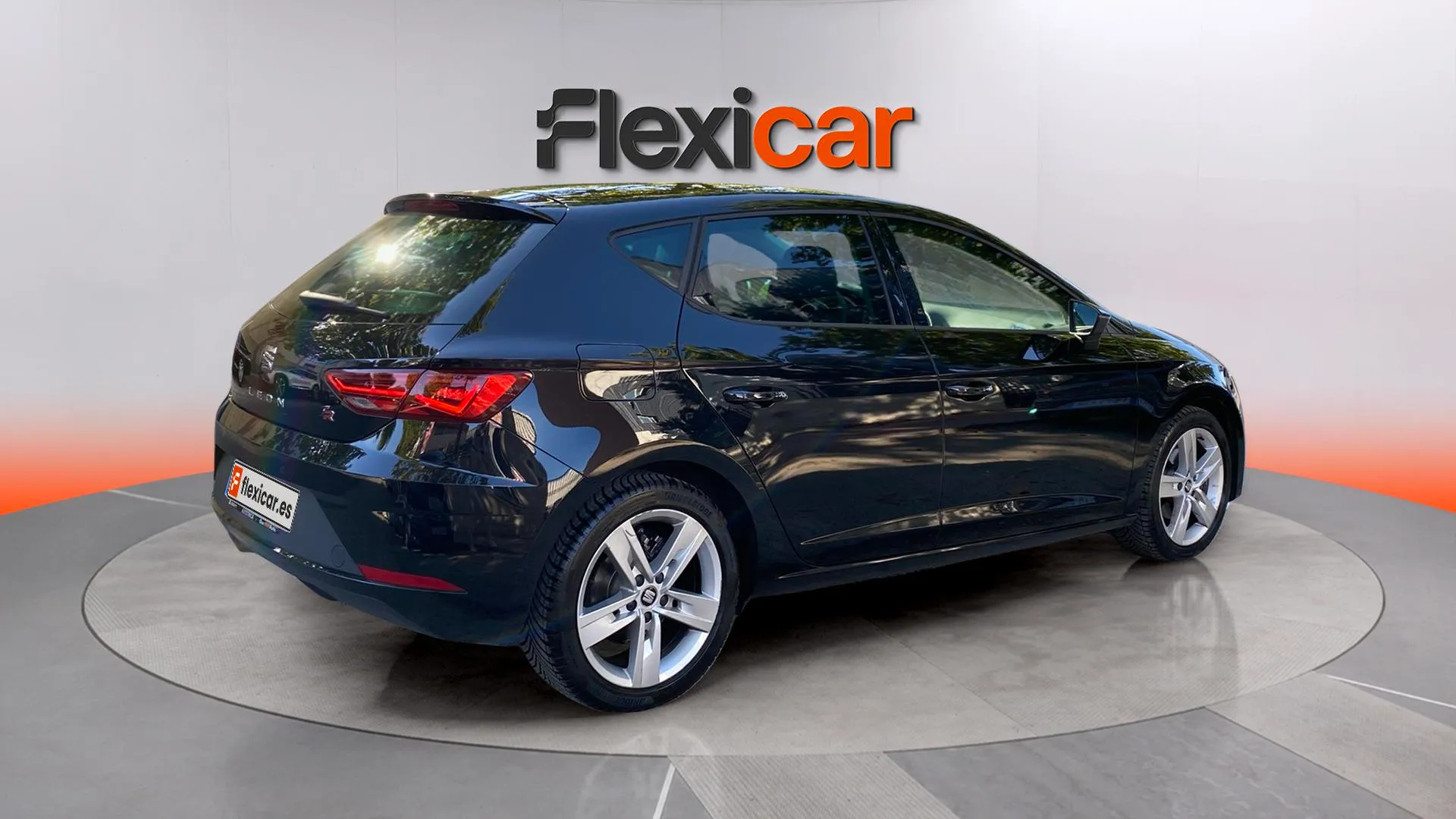 SEAT León 1.5 TSI DSG-7 FR - foto 6
