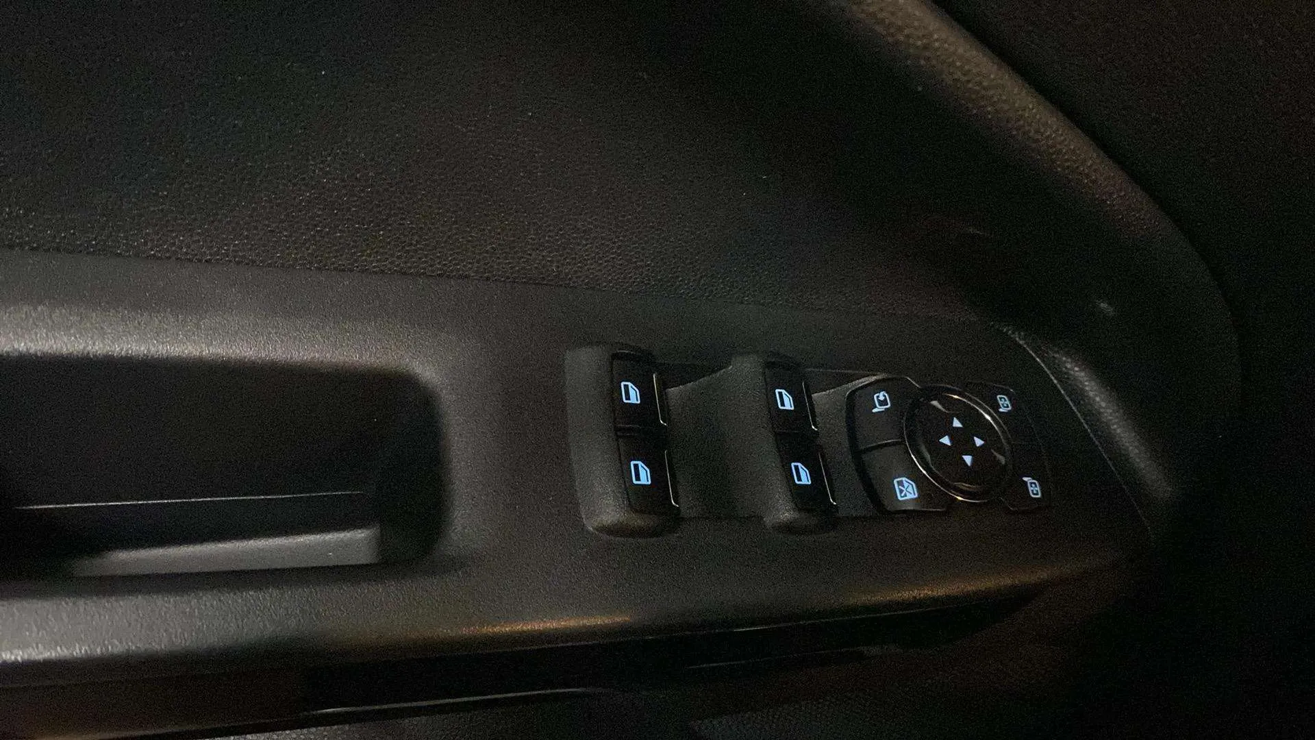 Ford EcoSport 1.0T EcoBoost Trend - foto 18
