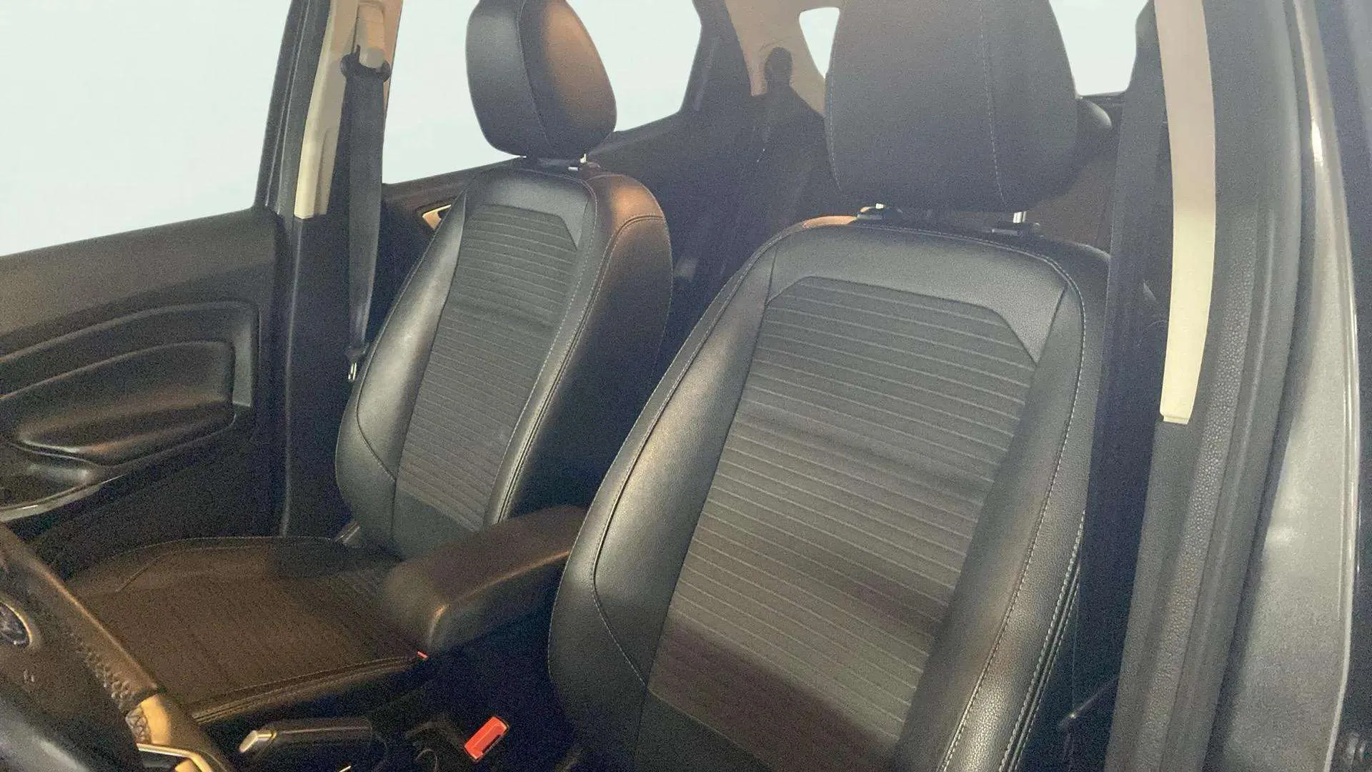 Ford EcoSport 1.0T EcoBoost Trend - foto 21