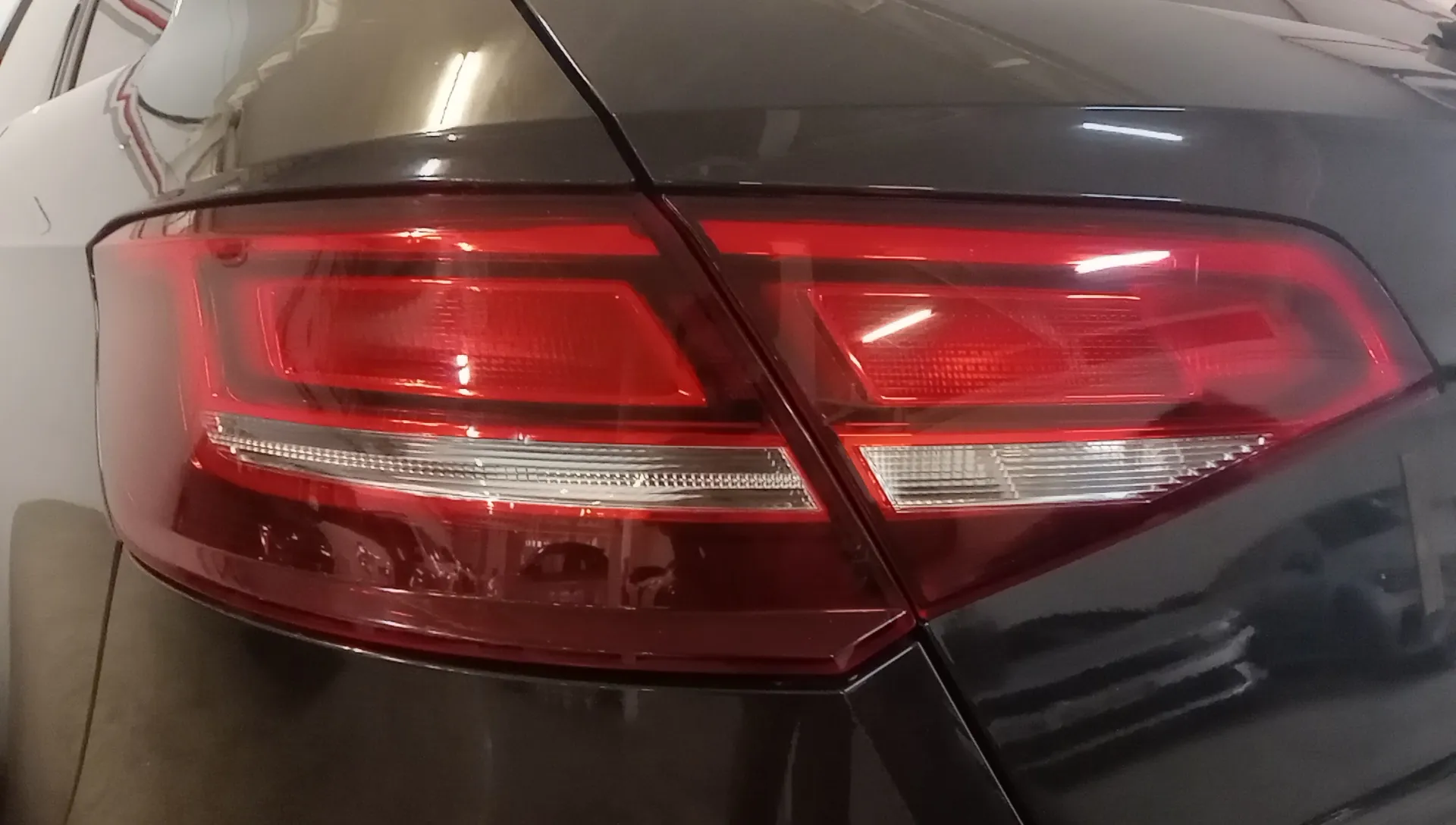 Audi A3 Sedan 1.6 TDI clean d S tro S line - foto 26