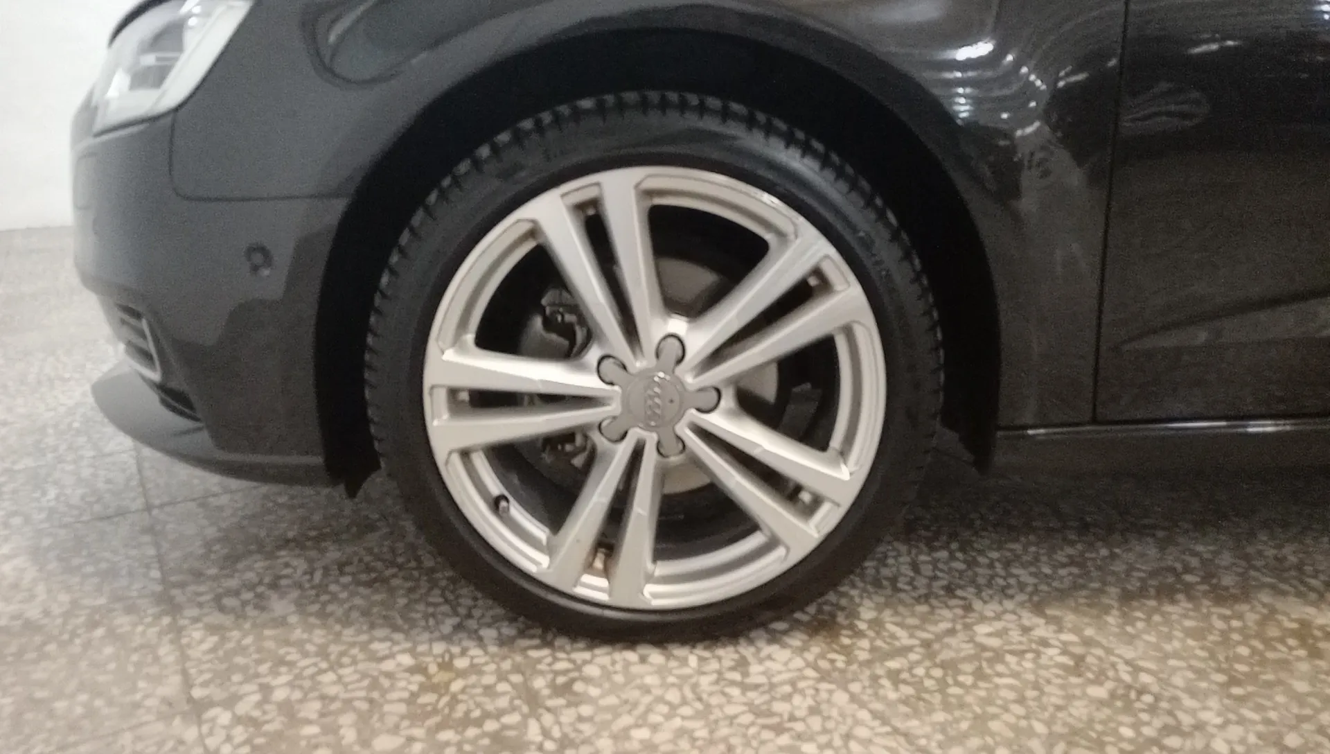 Audi A3 Sedan 1.6 TDI clean d S tro S line - foto 23
