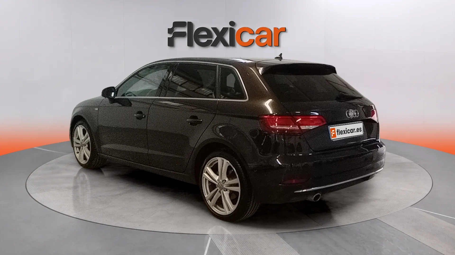 Audi A3 Sedan 1.6 TDI clean d S tro S line - foto 5