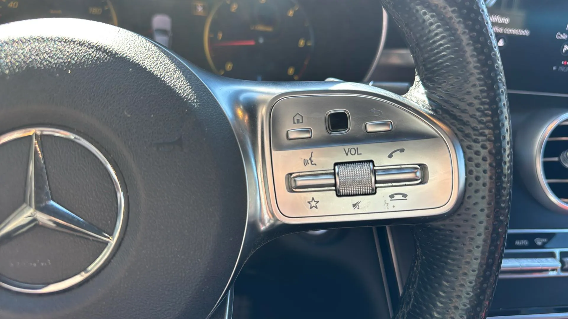 Mercedes-Benz GLC 200 d 4MATIC - foto 14