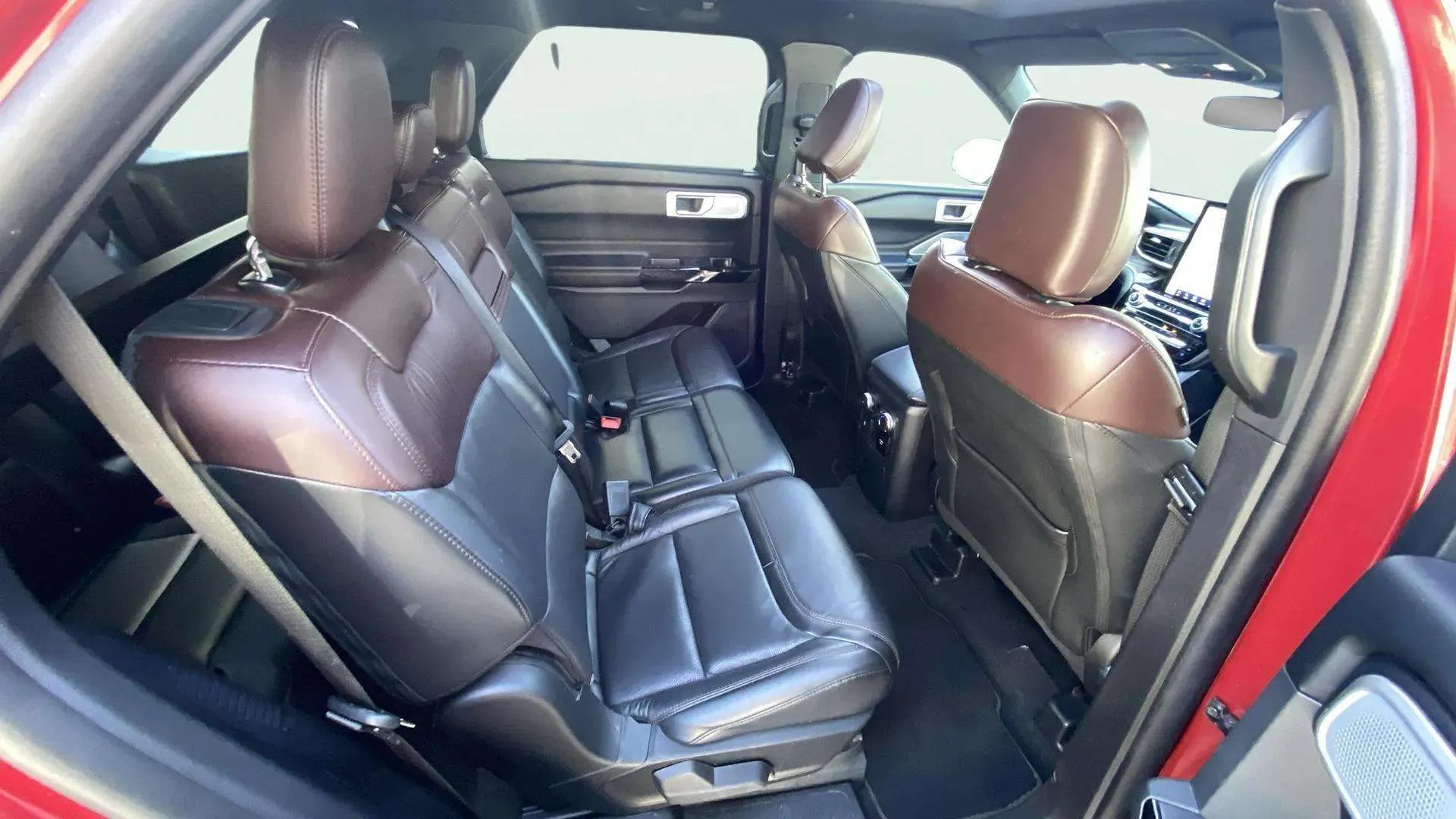 Ford Explorer 3.0 PHEV AWD Platinum - foto 43