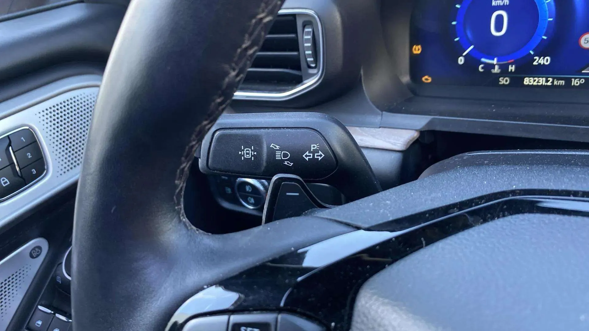 Ford Explorer 3.0 PHEV AWD Platinum - foto 42
