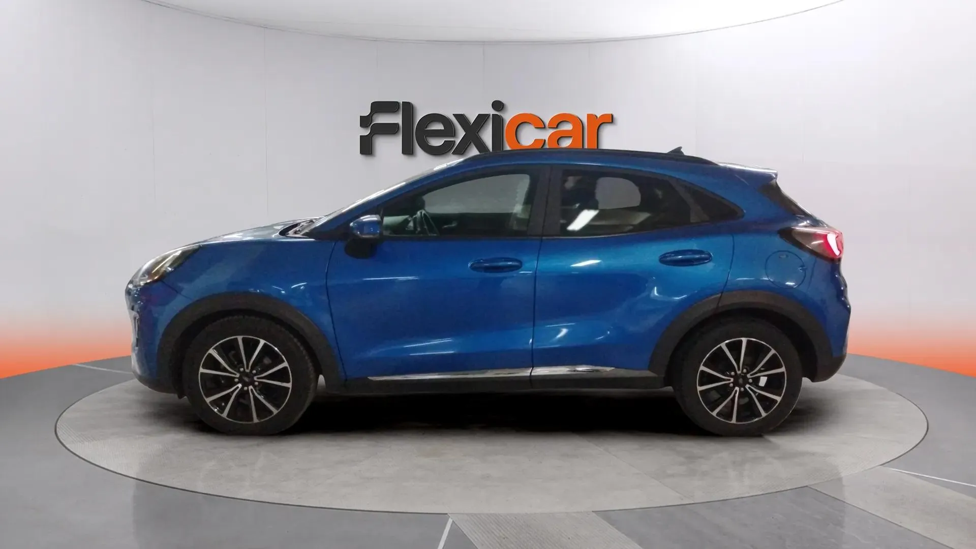 Ford Puma 1.0 EcoBoost Titanium Design MHEV - foto 5