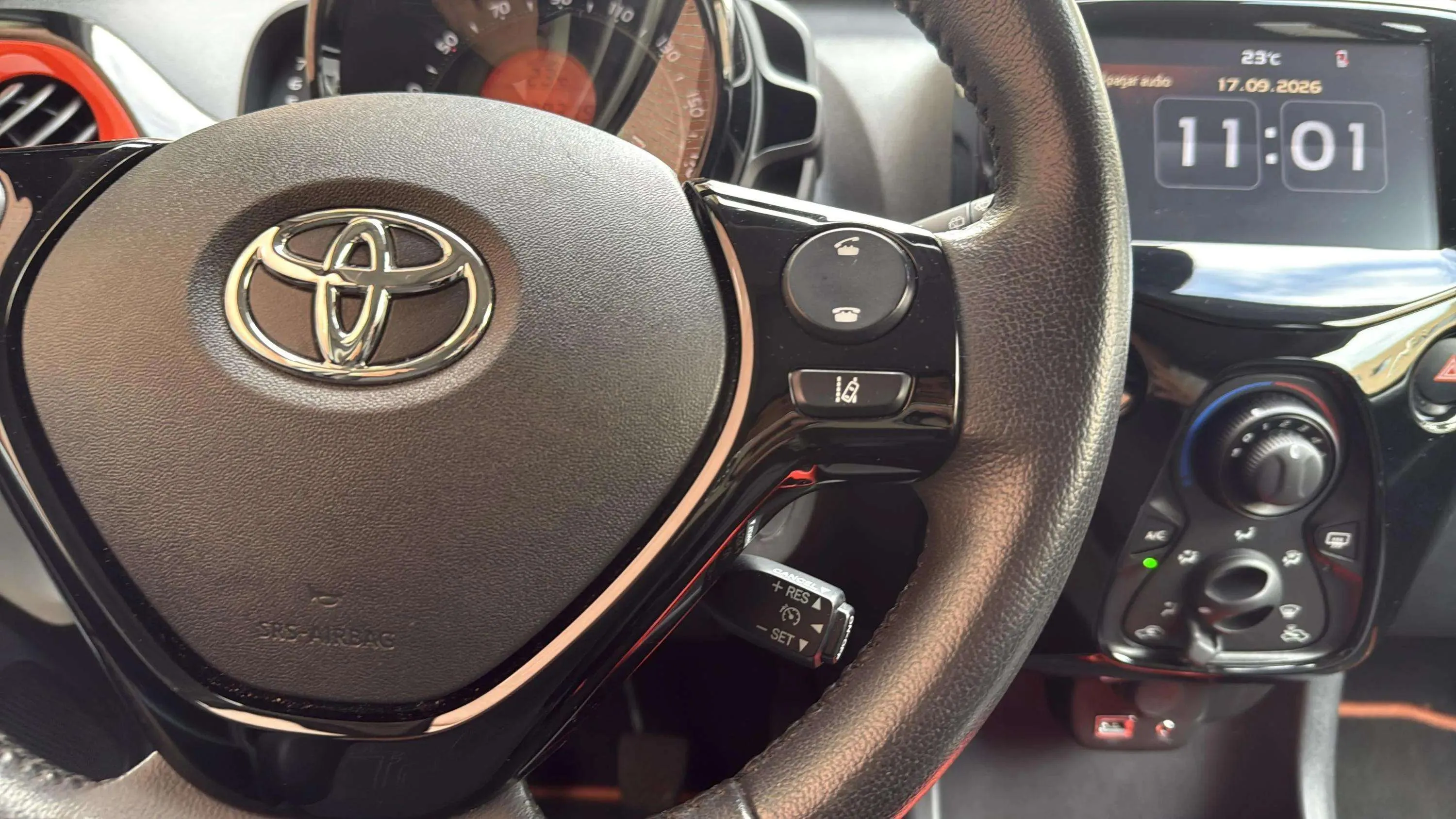 Toyota Aygo 1.0 70 x-wave - foto 18