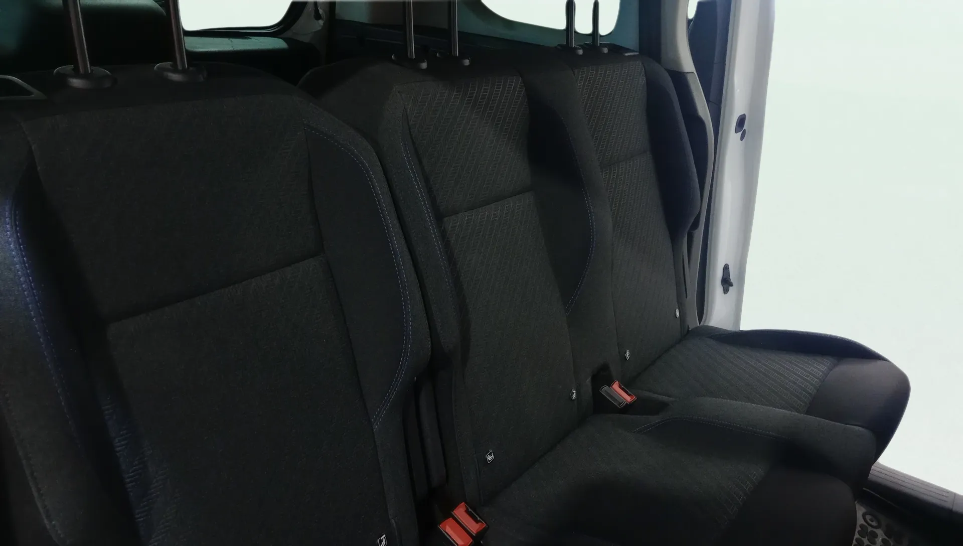 Peugeot Rifter Access Long BlueHDi - foto 12