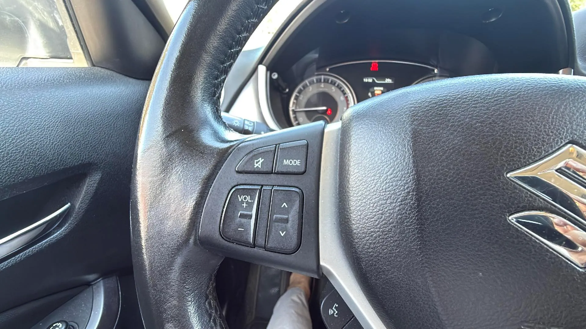 Suzuki Vitara 1.4 T GLE Mild Hybrid - foto 15