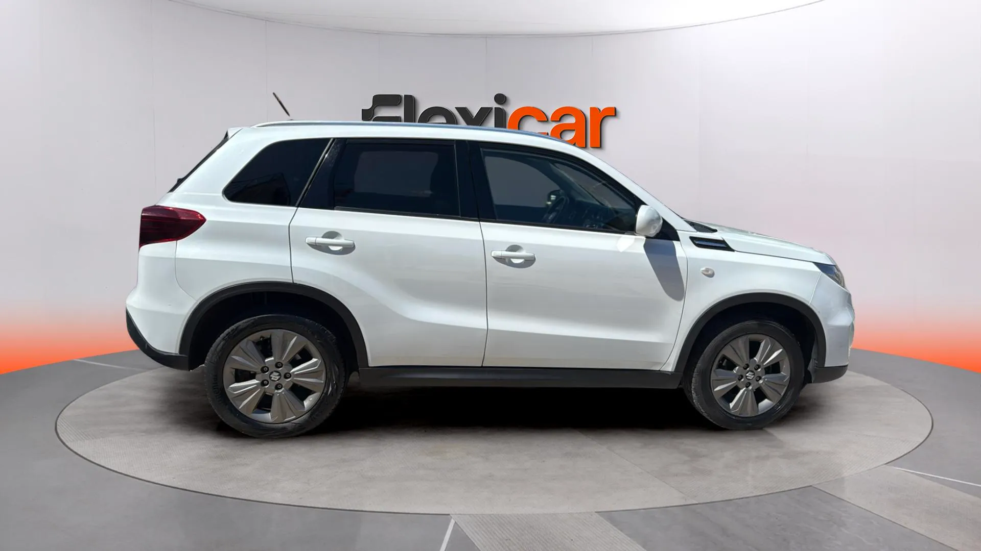 Suzuki Vitara 1.4 T GLE Mild Hybrid - foto 8