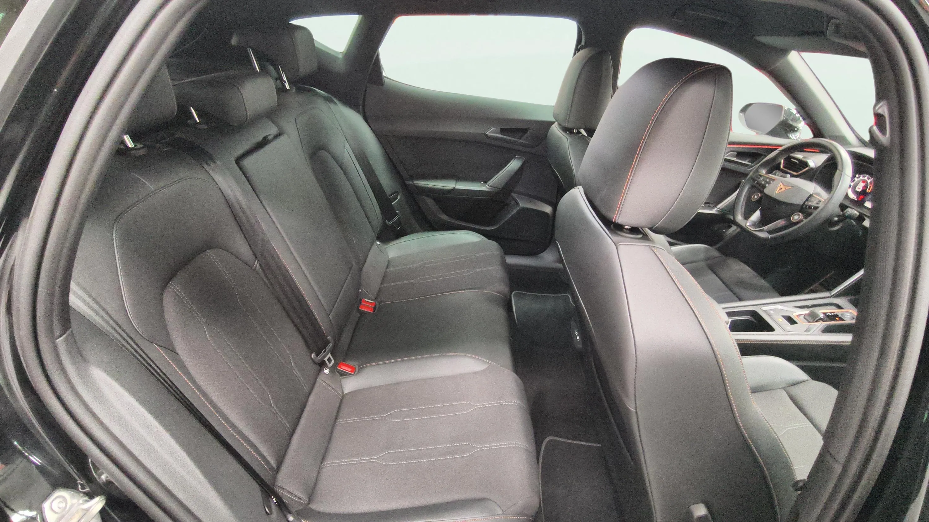 Cupra Formentor 1.5 TSI DSG - foto 13