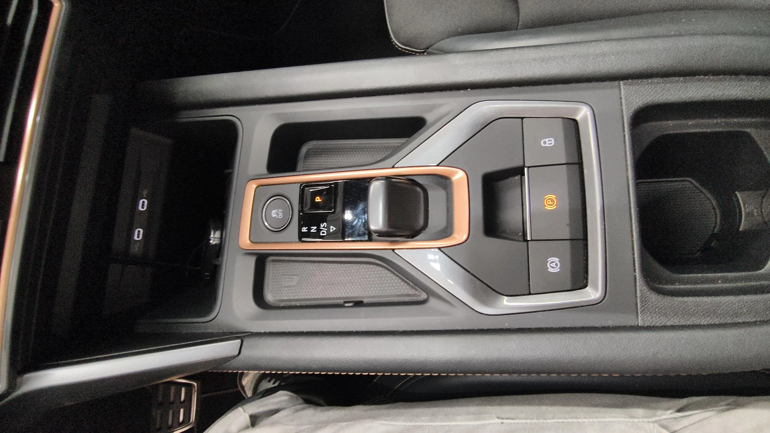 Cupra Formentor 1.5 TSI DSG - foto 22