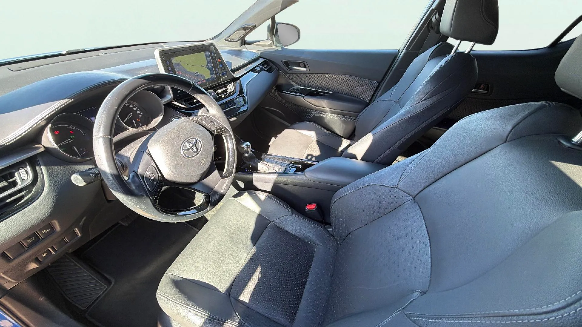 Toyota C-HR 1.8 125H Advance P.Plus P. Luxury - foto 9