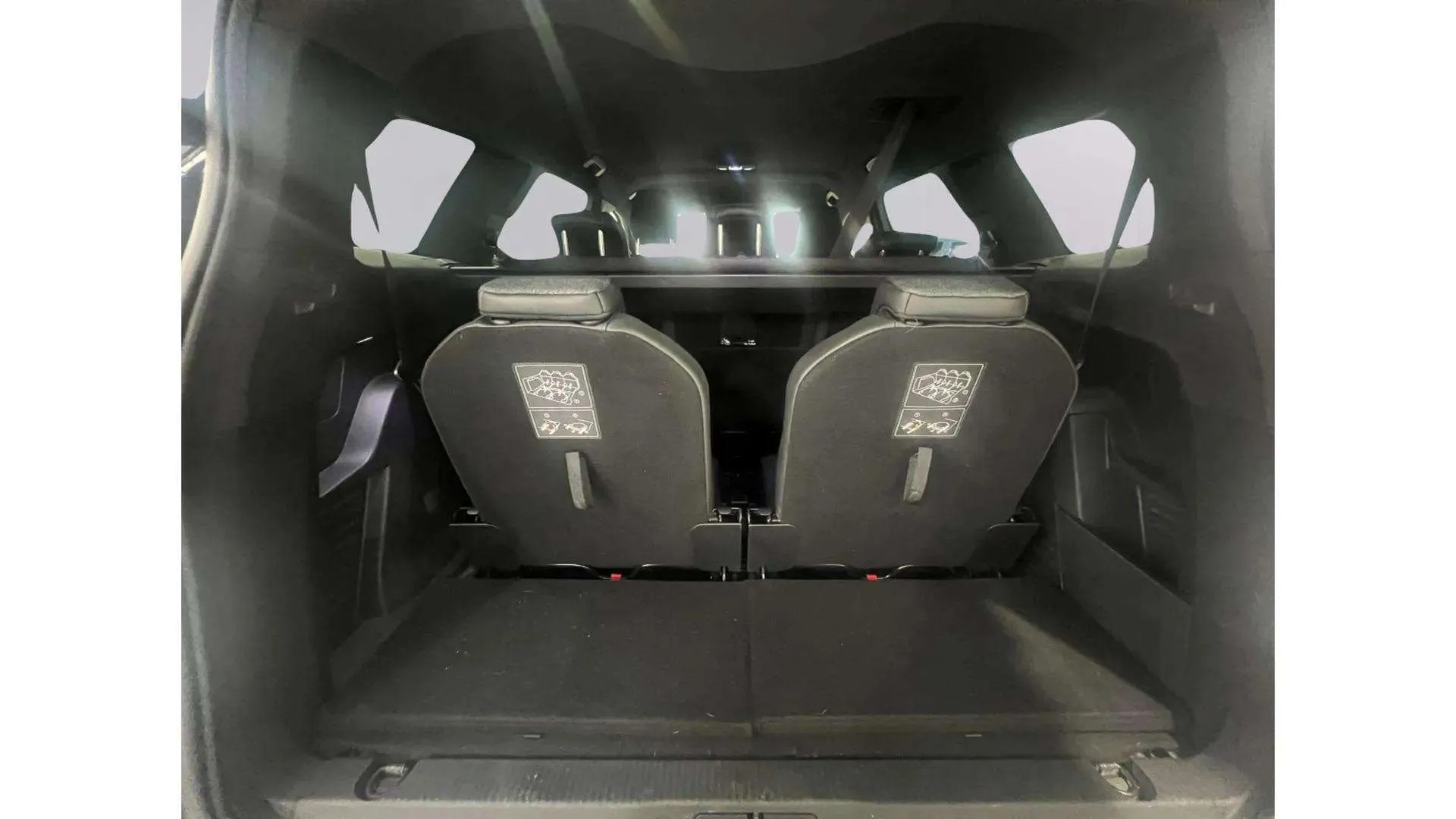 Peugeot 5008 Active 1.5L BlueHDi - foto 14