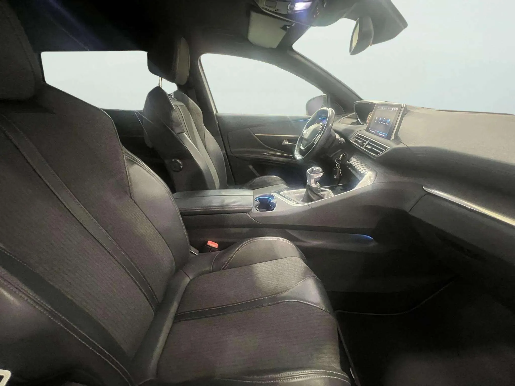 Peugeot 5008 Active 1.5L BlueHDi - foto 11