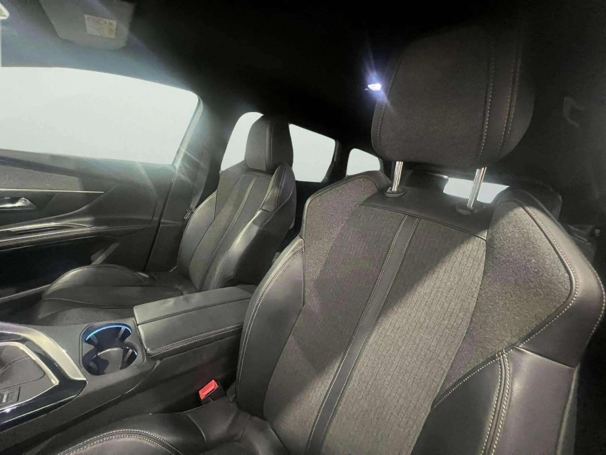Peugeot 5008 Active 1.5L BlueHDi - foto 12