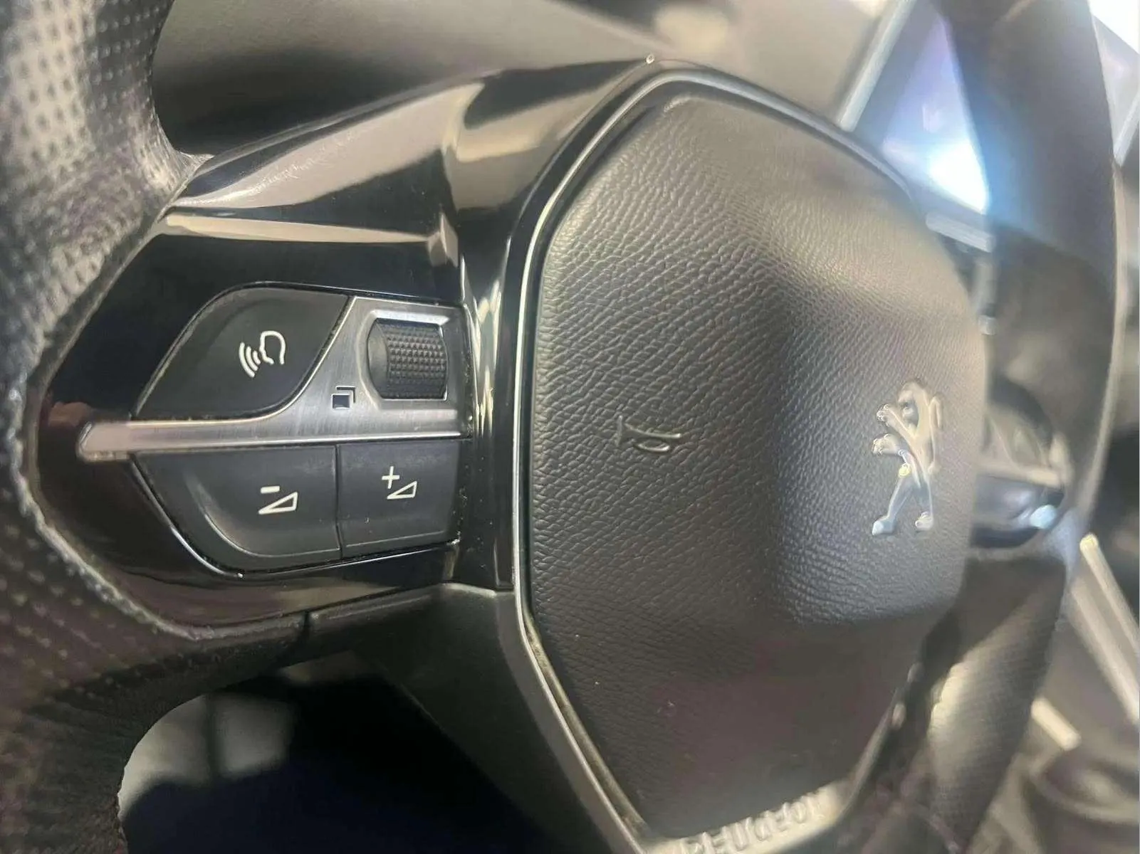 Peugeot 5008 Active 1.5L BlueHDi - foto 17