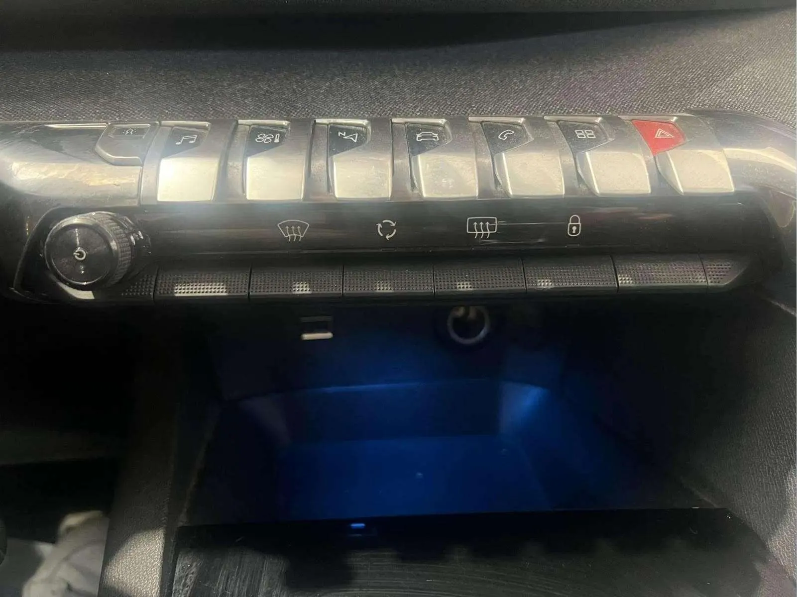 Peugeot 5008 Active 1.5L BlueHDi - foto 22