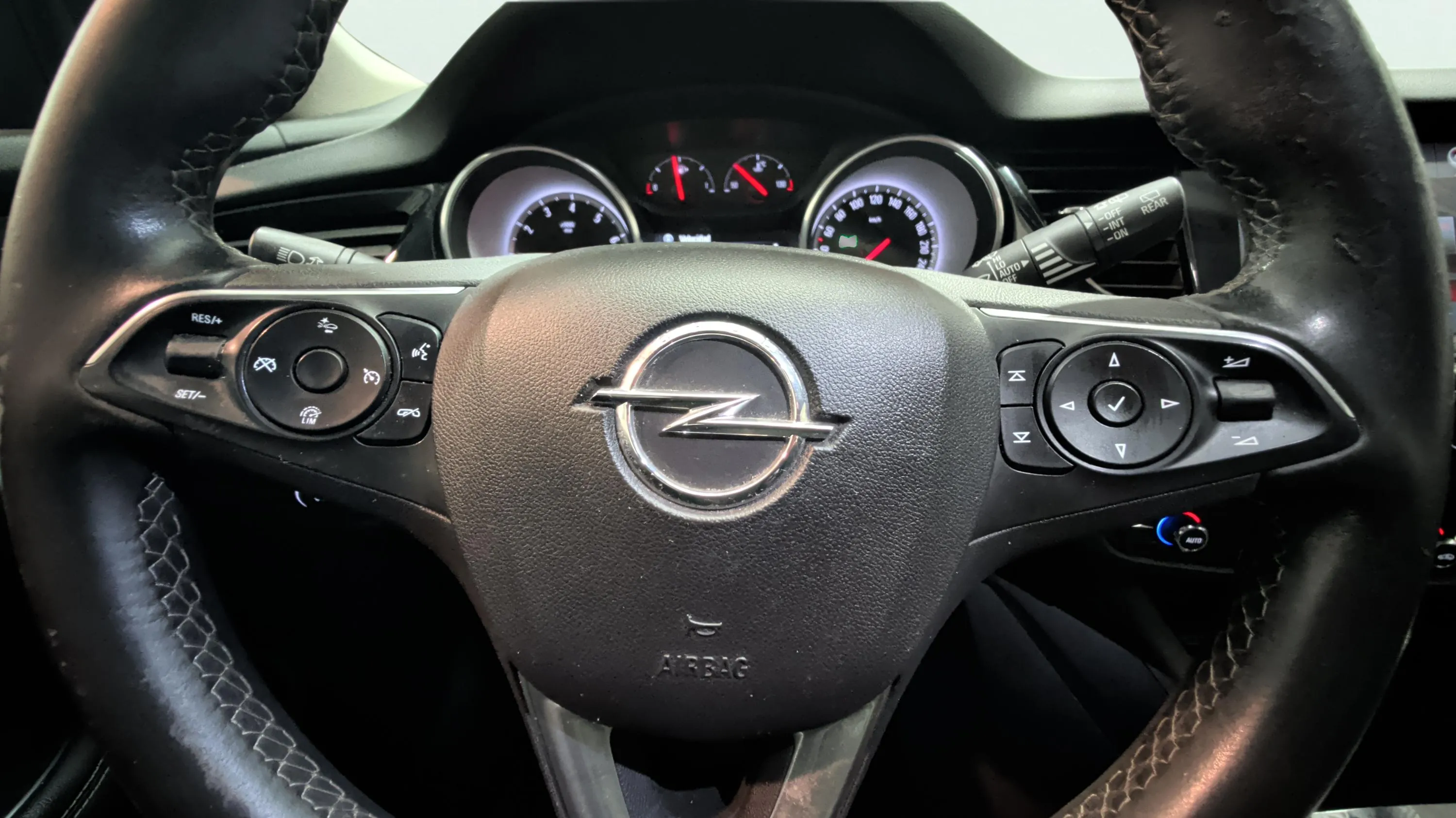 Opel Insignia GS 1.5 Turbo XFT T Excellence - foto 19