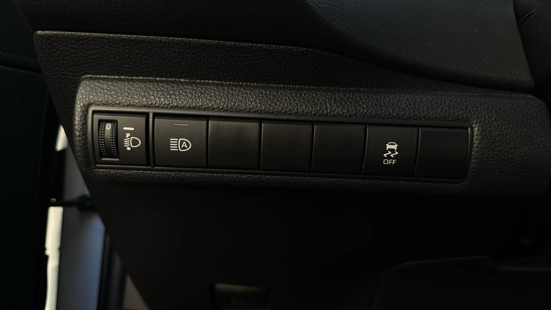 Toyota Corolla 1.8 125H Active Tech E-CVT - foto 19