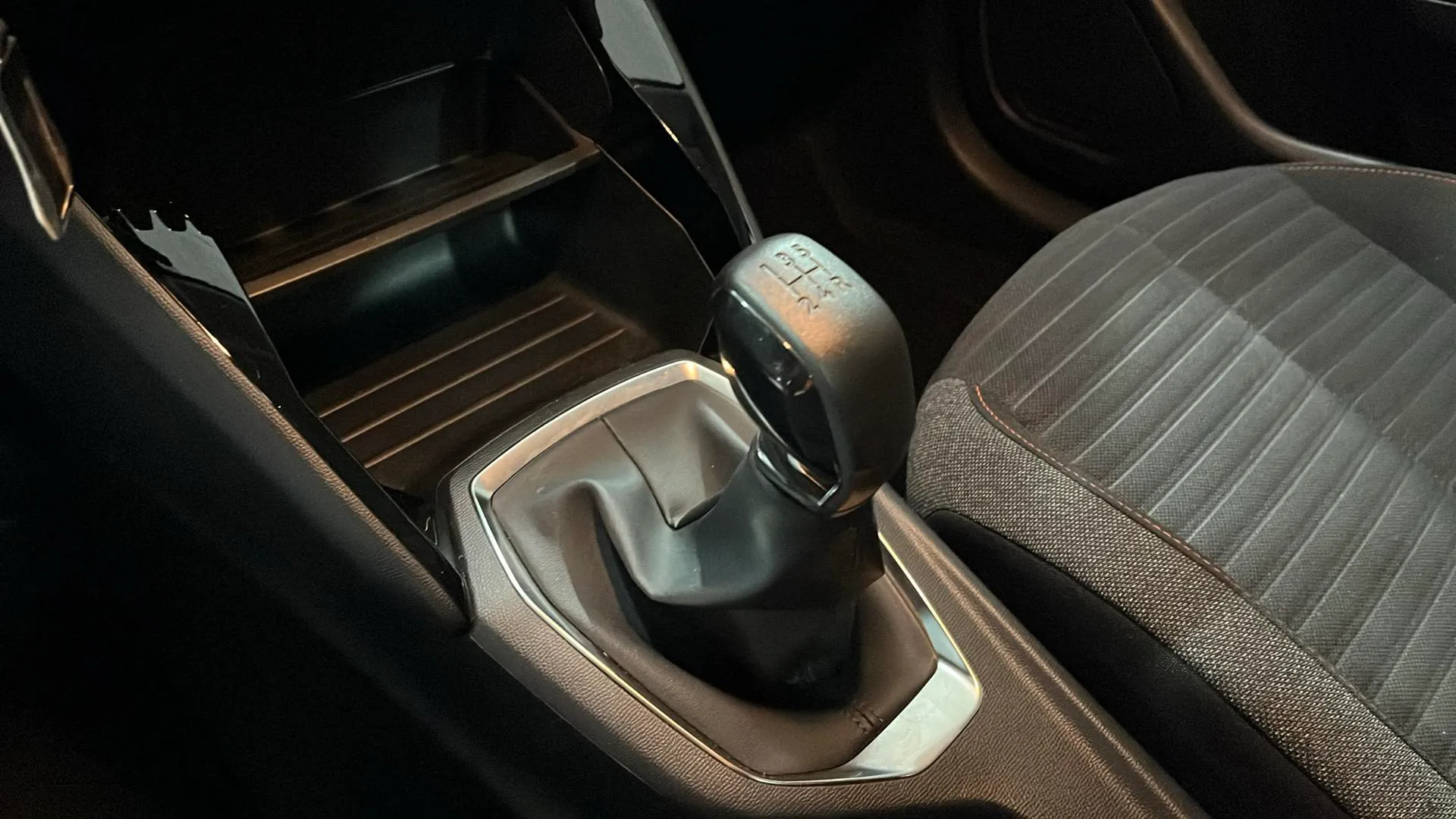 Peugeot 208 PureTech Active Pack - foto 14