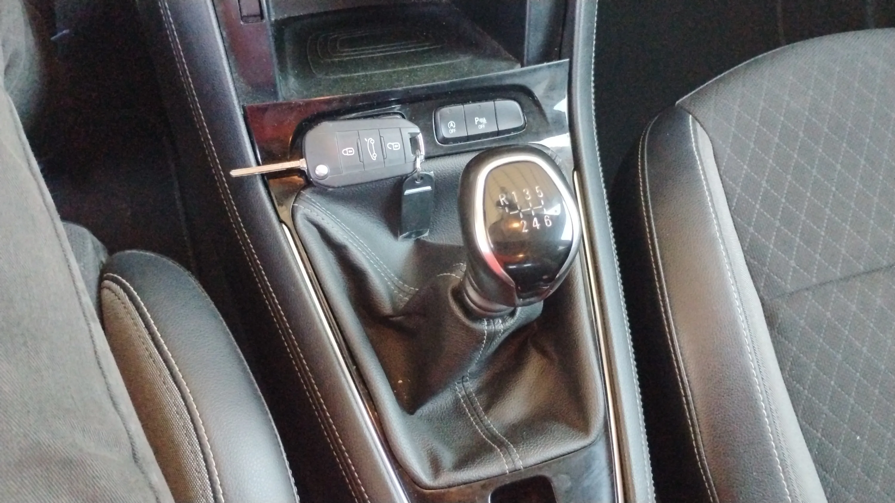 Opel Grandland 1.2 Turbo 120 Aniversario - foto 18