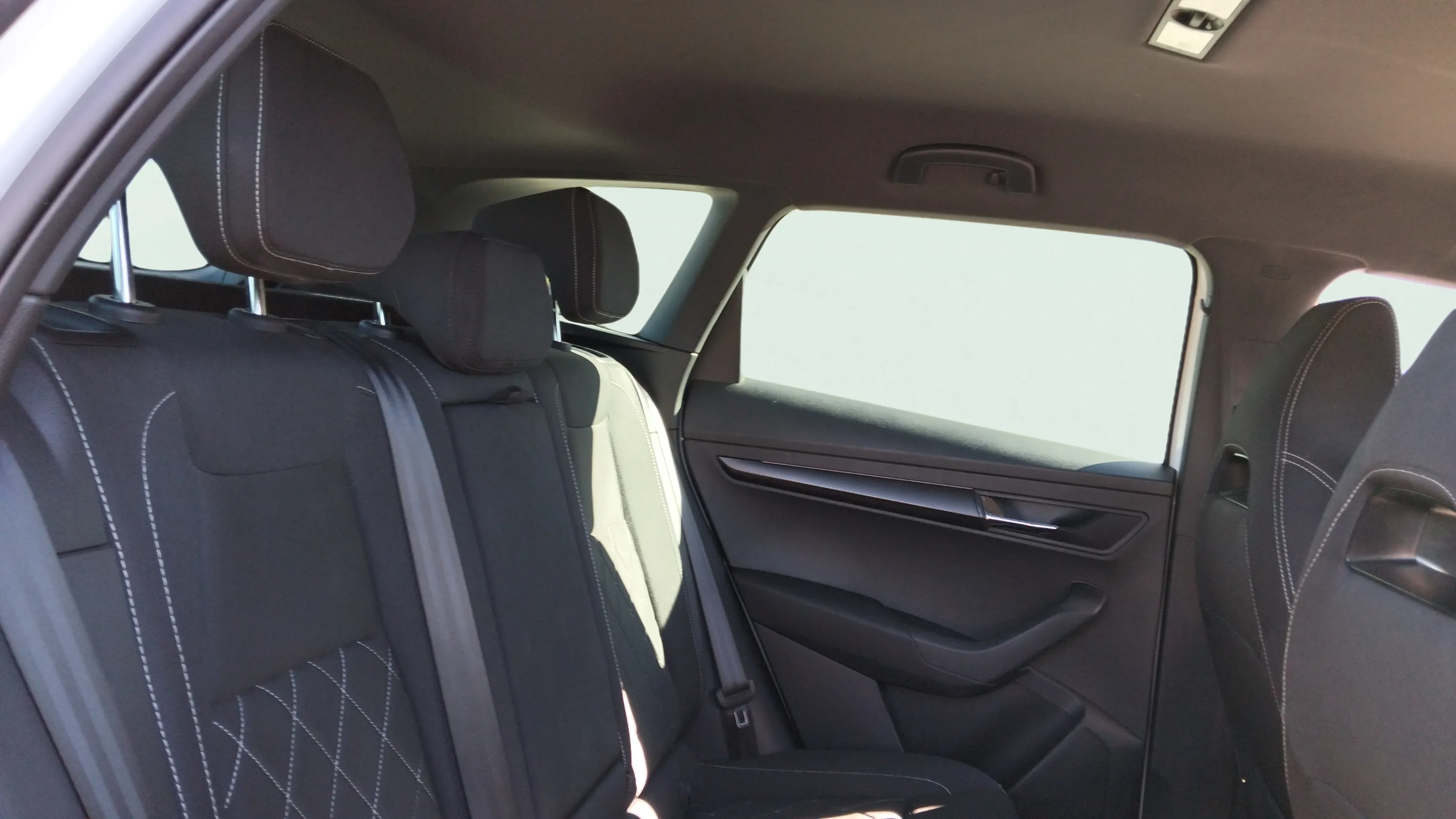 Škoda Karoq 1.5 TSI DSG ACT Sportline - foto 21