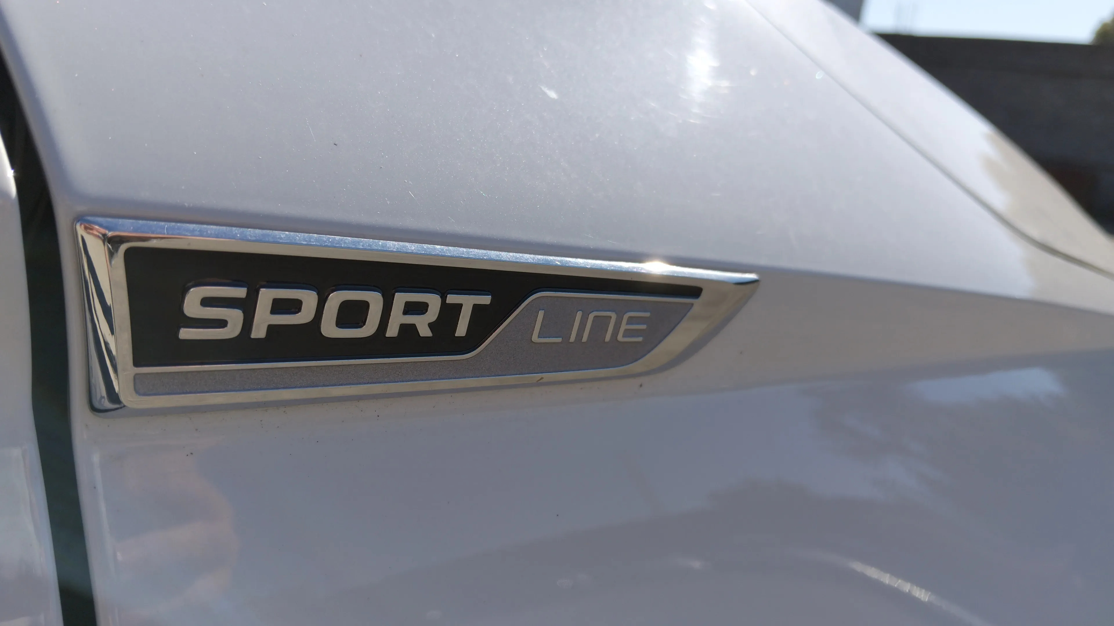Škoda Karoq 1.5 TSI DSG ACT Sportline - foto 27