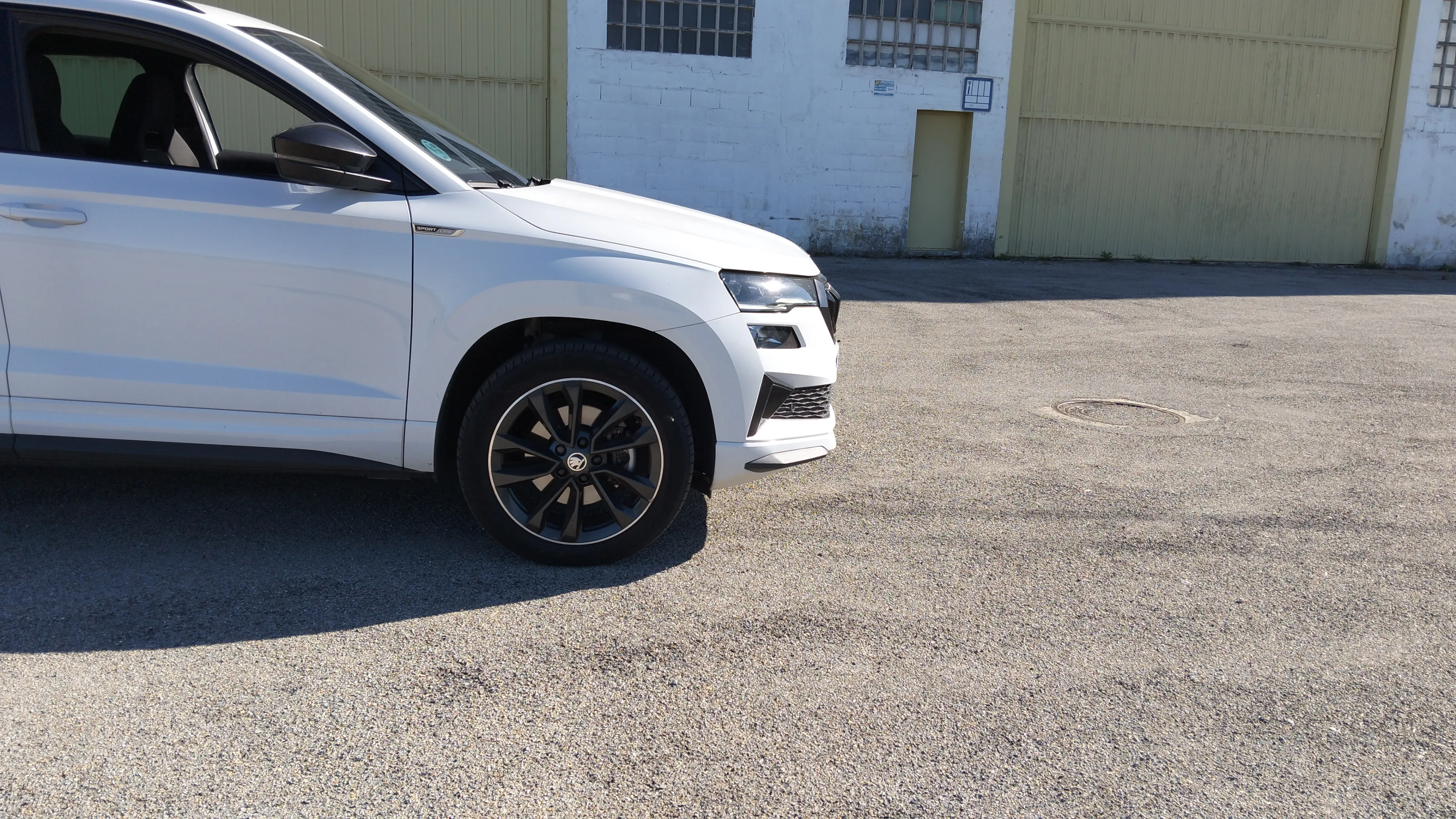 Škoda Karoq 1.5 TSI DSG ACT Sportline - foto 30