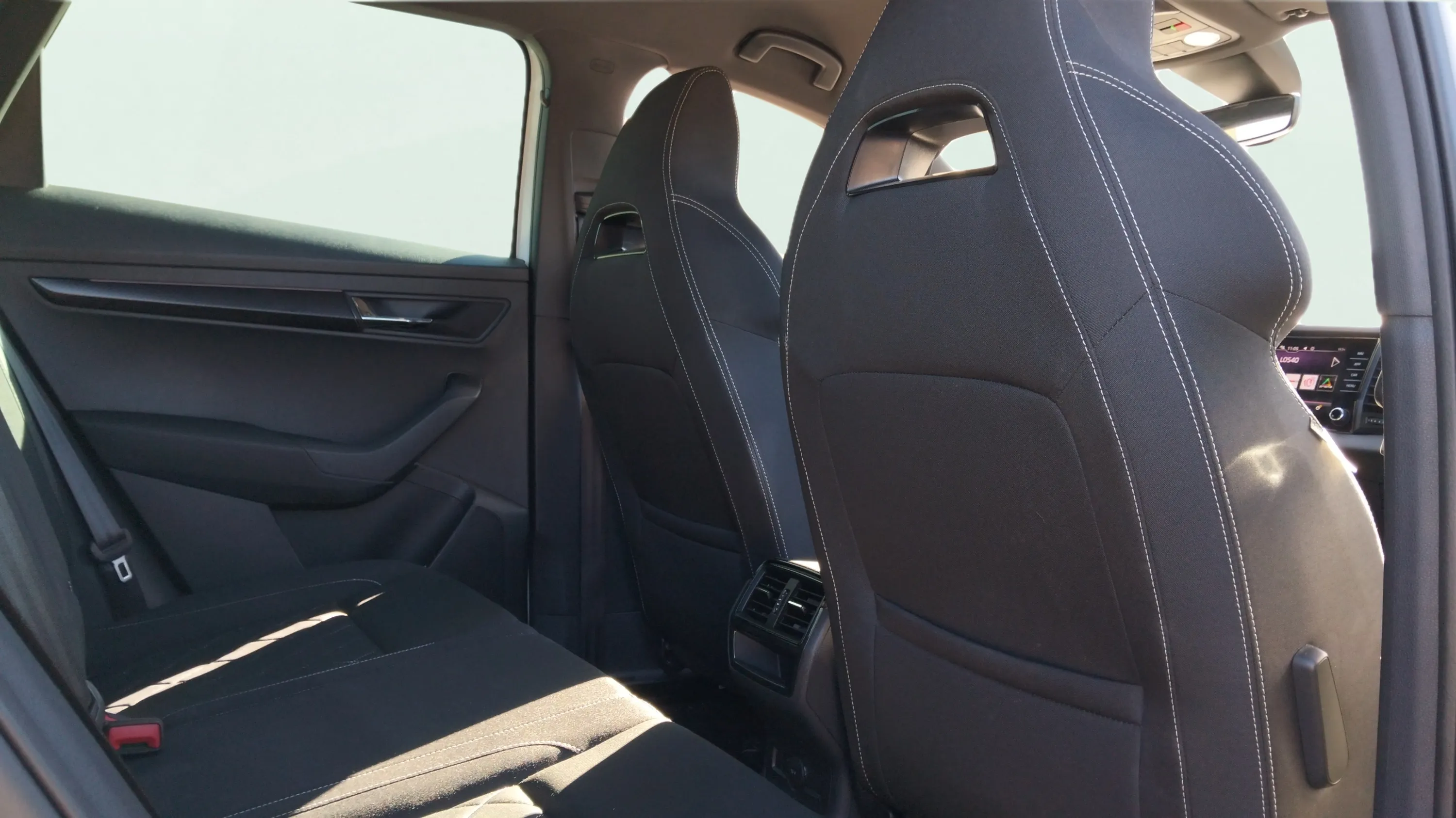 Škoda Karoq 1.5 TSI DSG ACT Sportline - foto 20