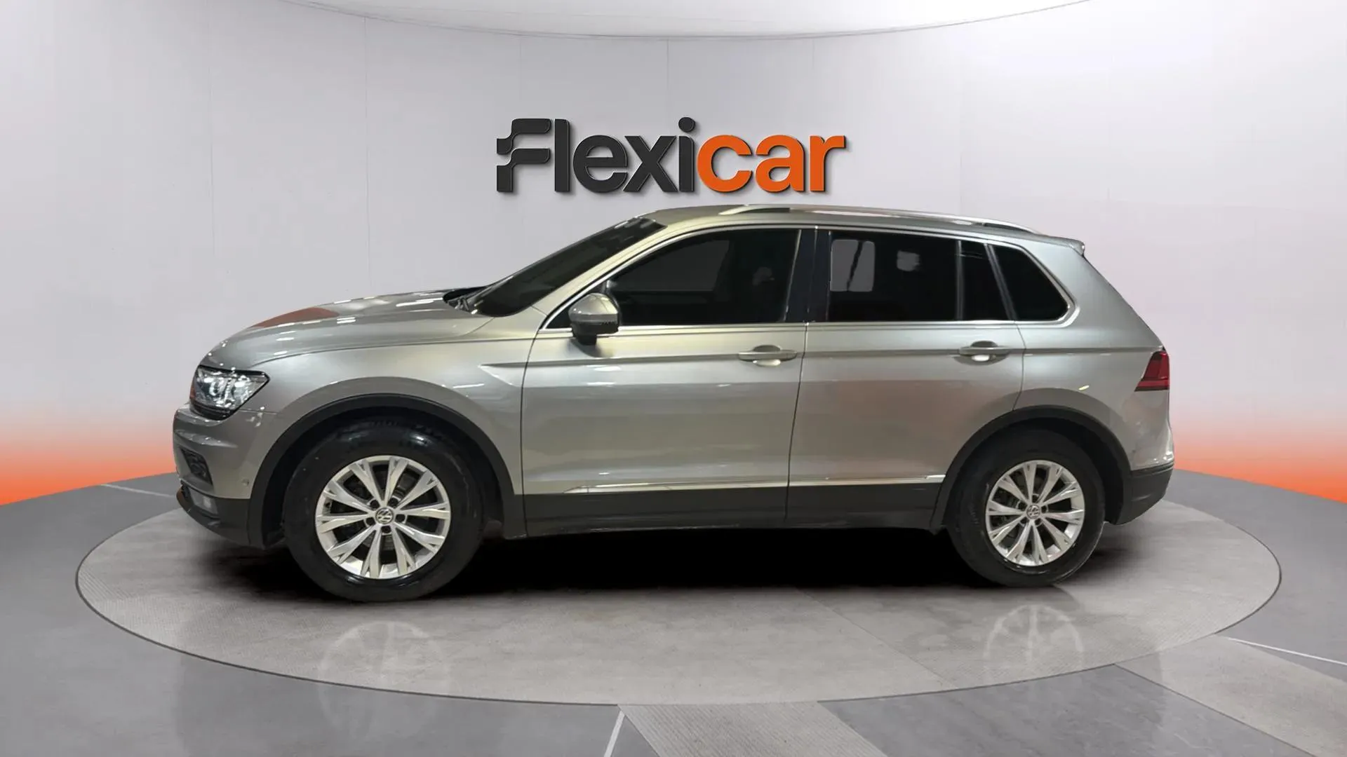 Volkswagen Tiguan Advance 2.0 TDI DSG - foto 4