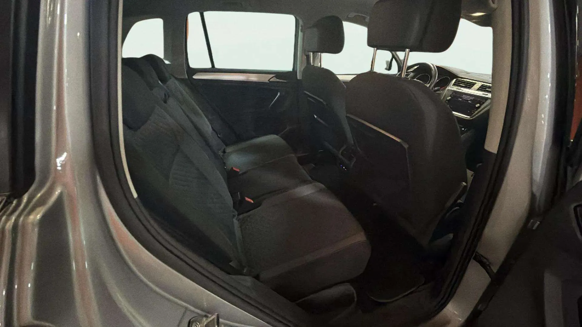 Volkswagen Tiguan Advance 2.0 TDI DSG - foto 14